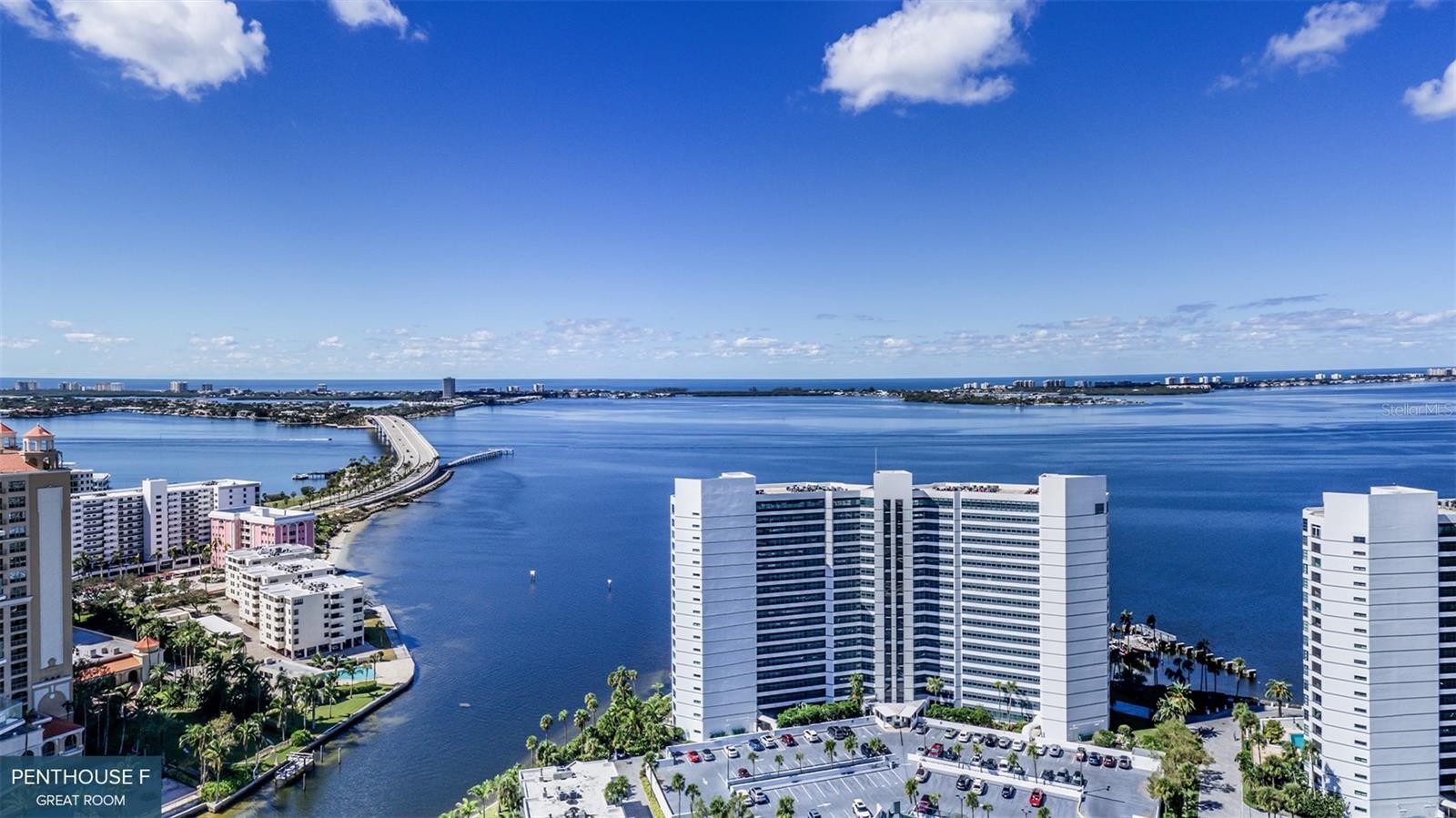 555 QUAY CMN #2001