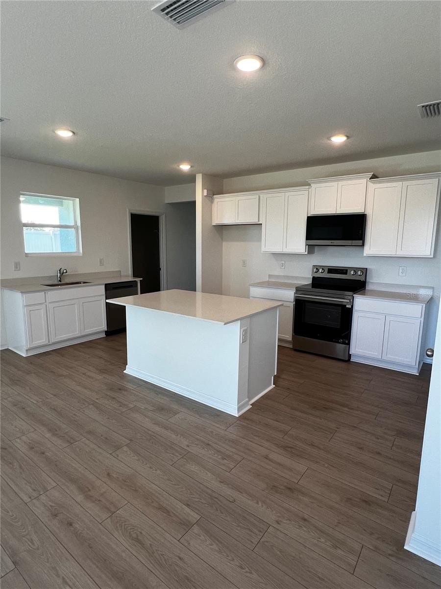 12915 RED DEER PL