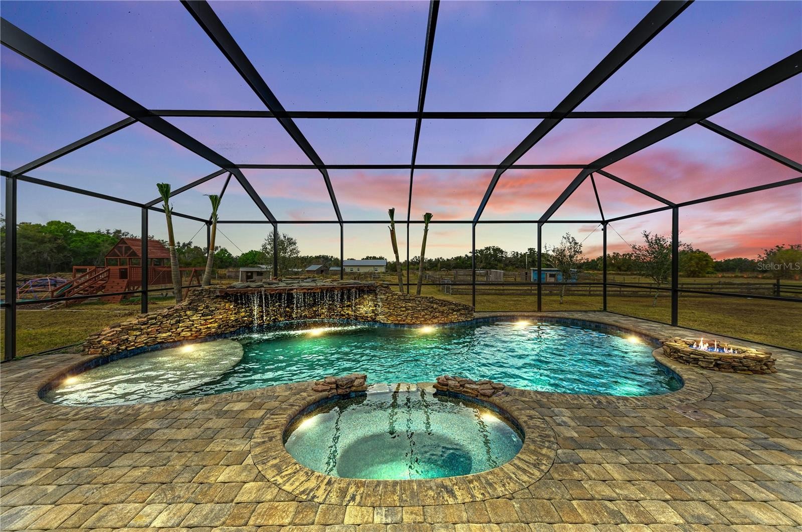 13710 GOLF COURSE RD