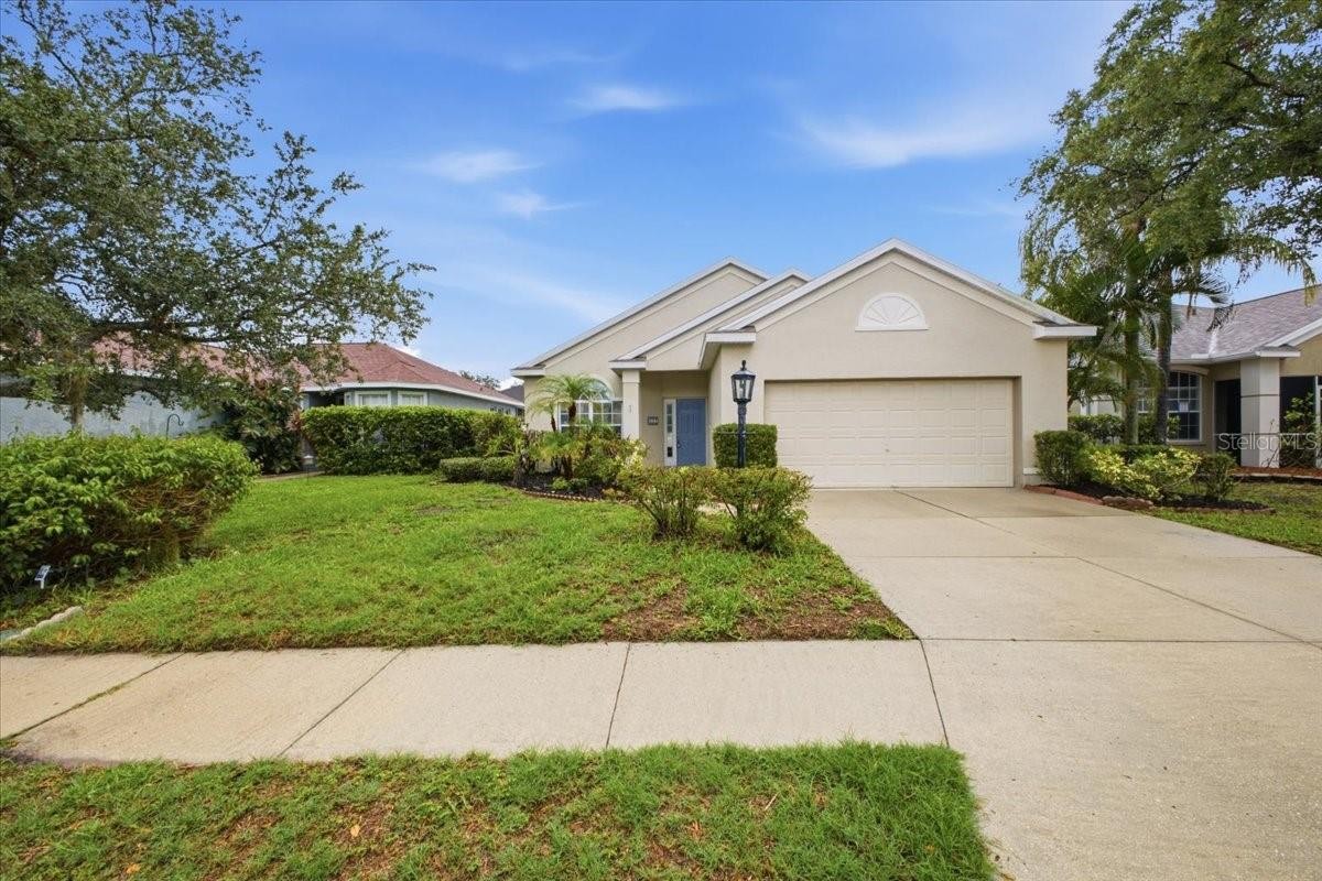 819 SPRINGWOOD CIR