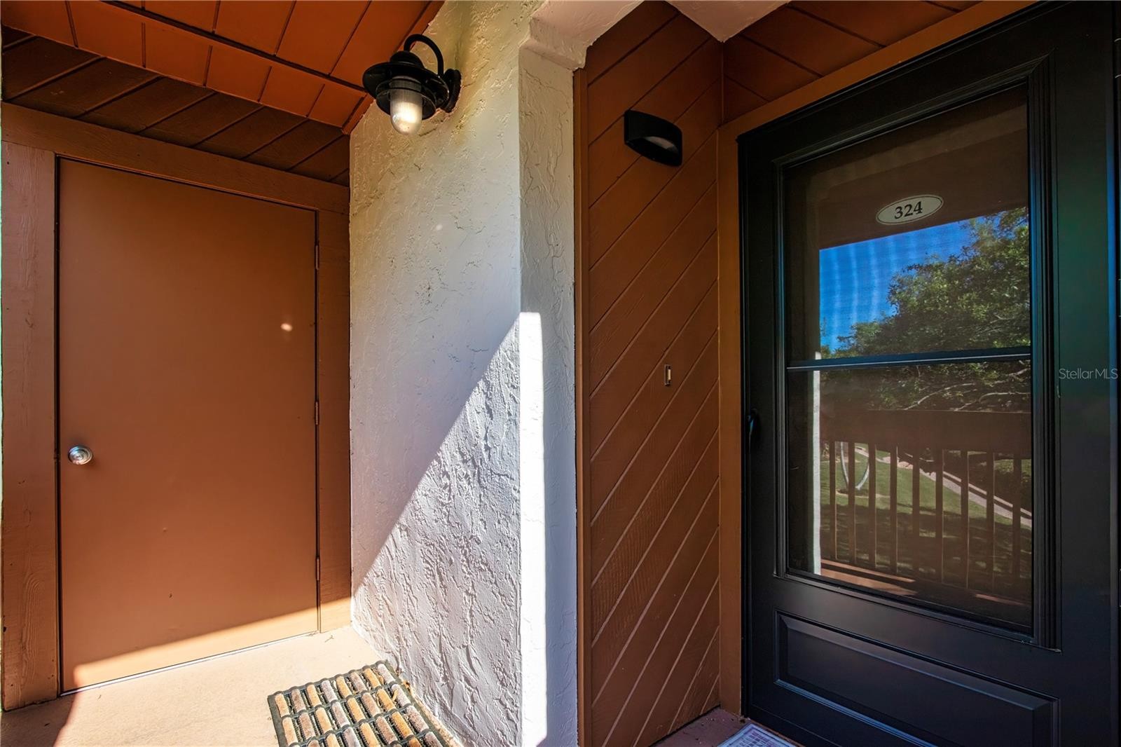 1700 COVE II PL #324