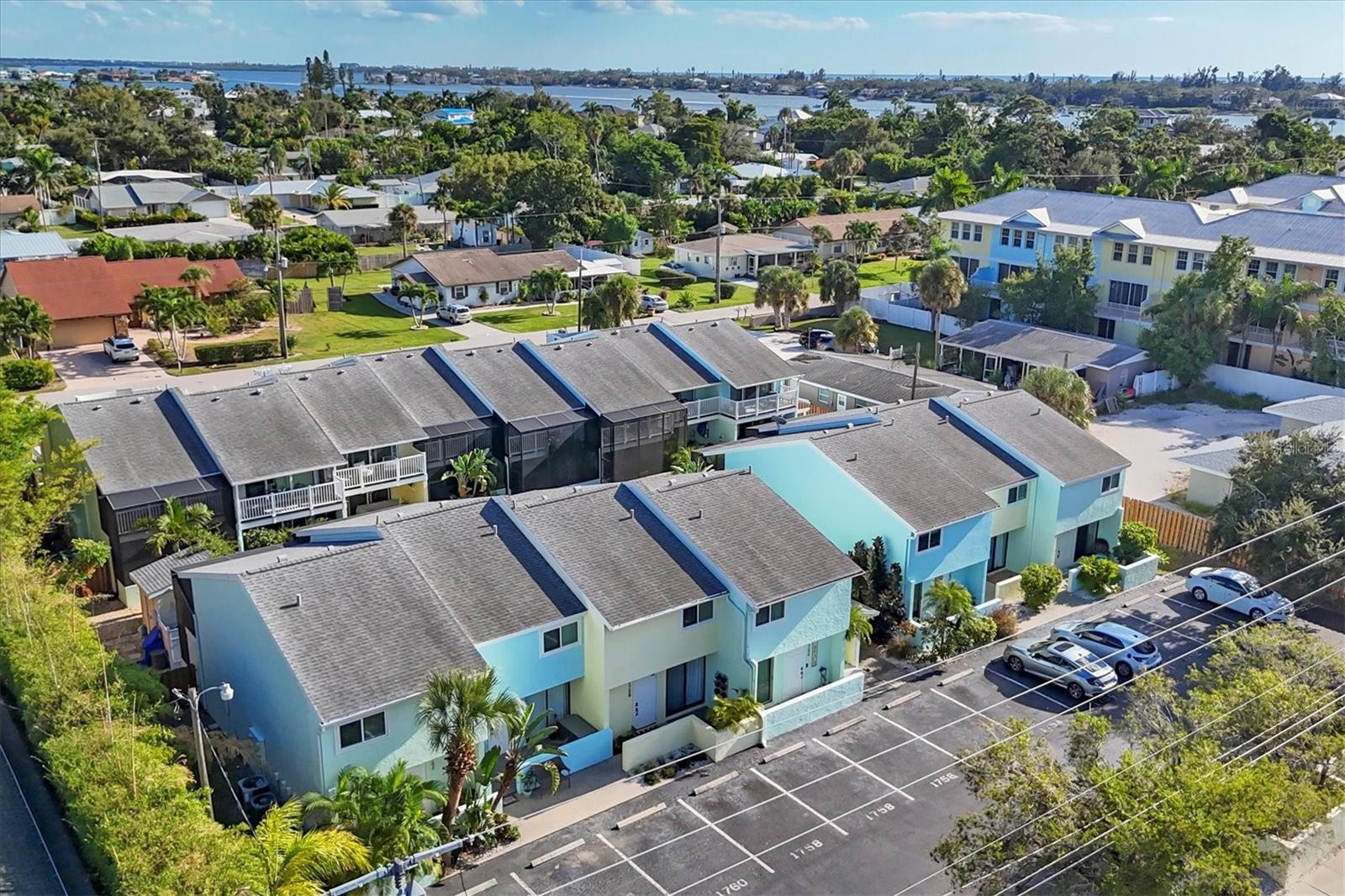 1762 STICKNEY POINT RD #204