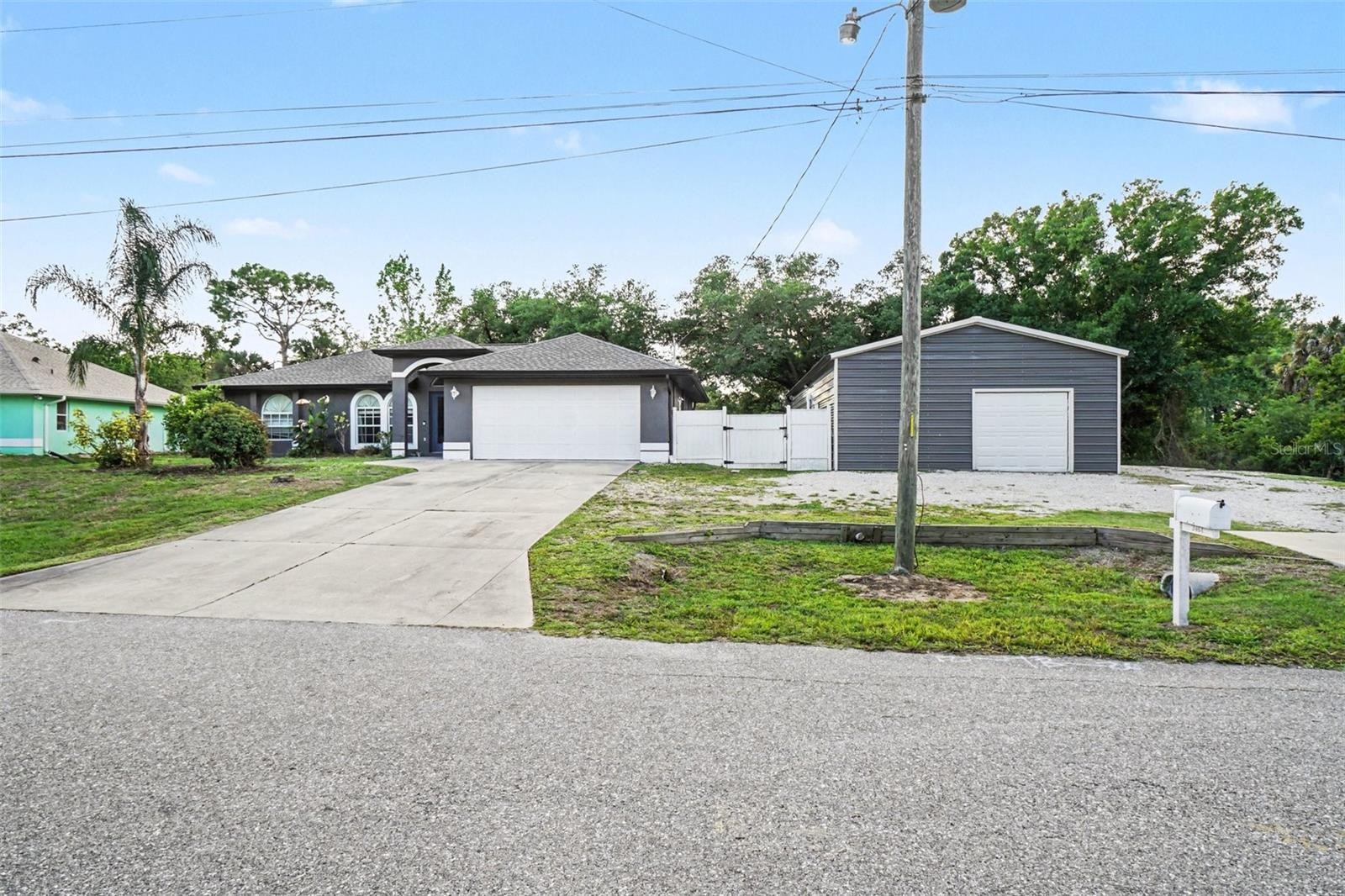 3469 RUFUS RD