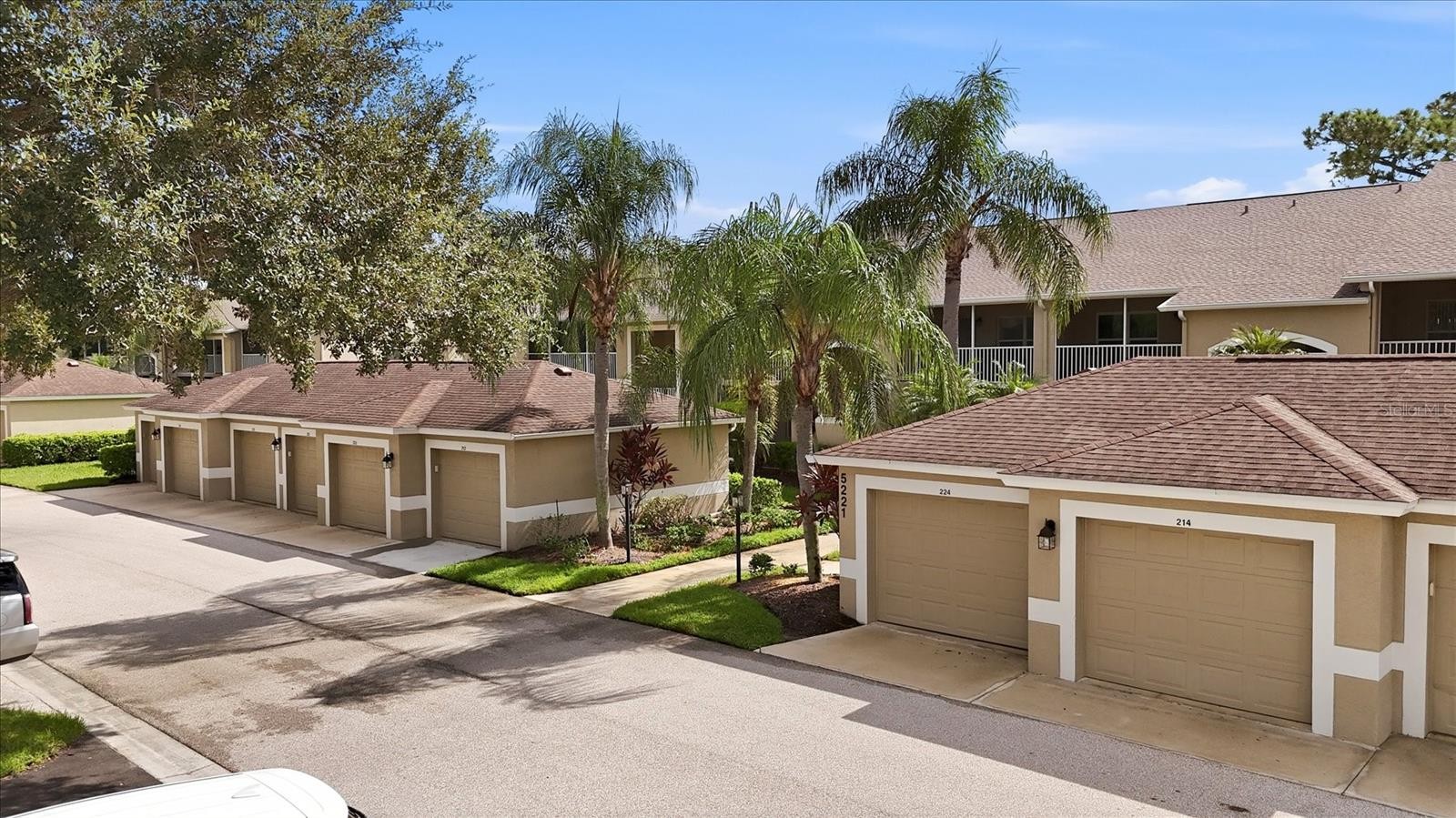 5221 MAHOGANY RUN AVE #224