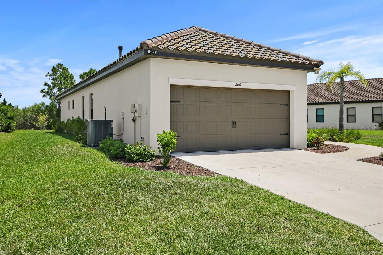 260 BRIENZA LOOP