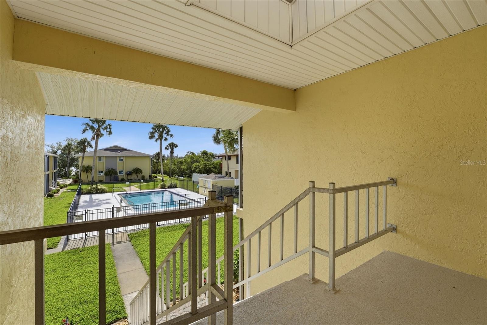 101 LOUELLA LN #2