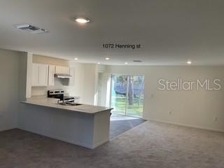 1072 HENNING ST