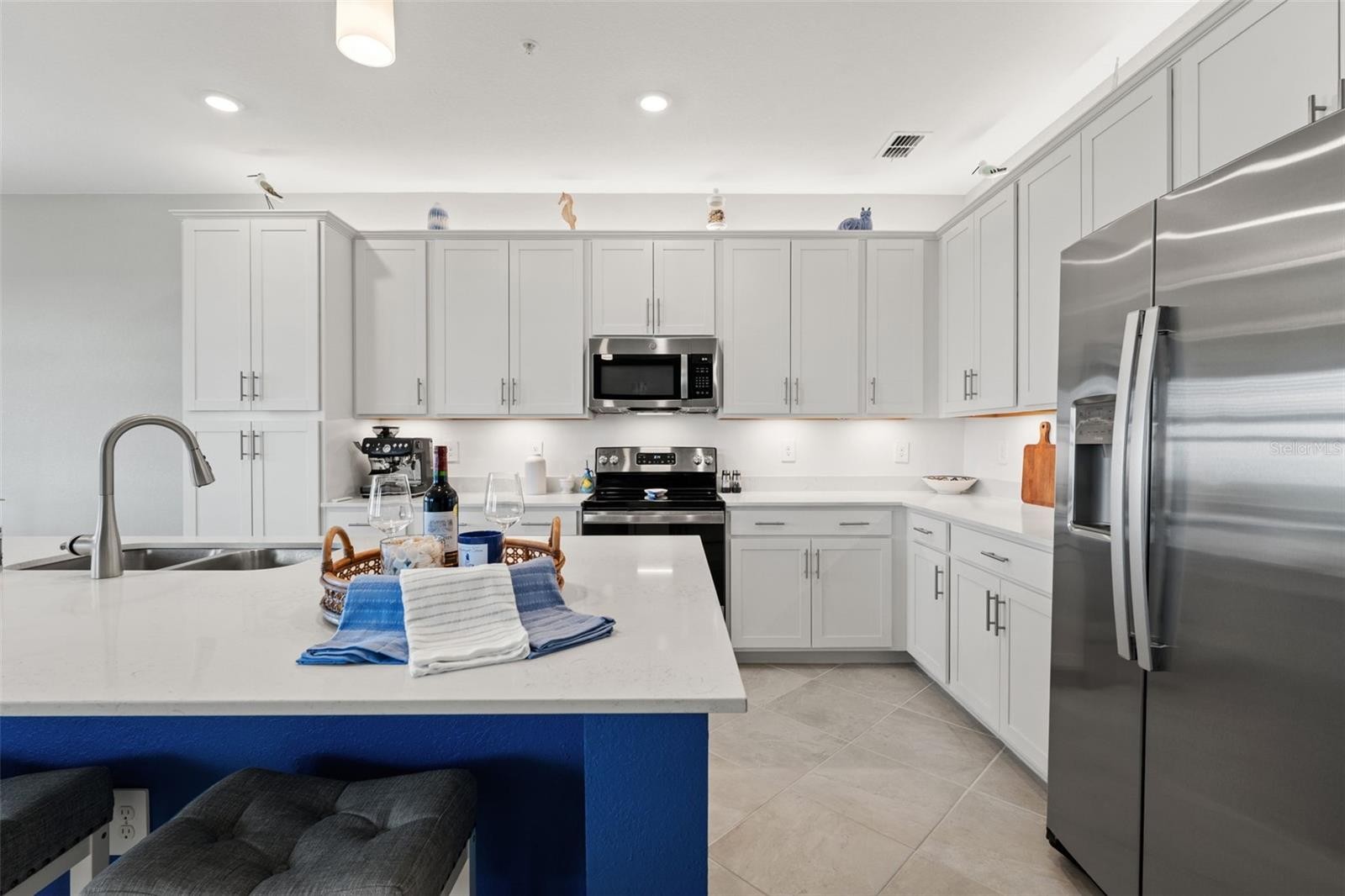 12280 WELLEN GOLF ST #402