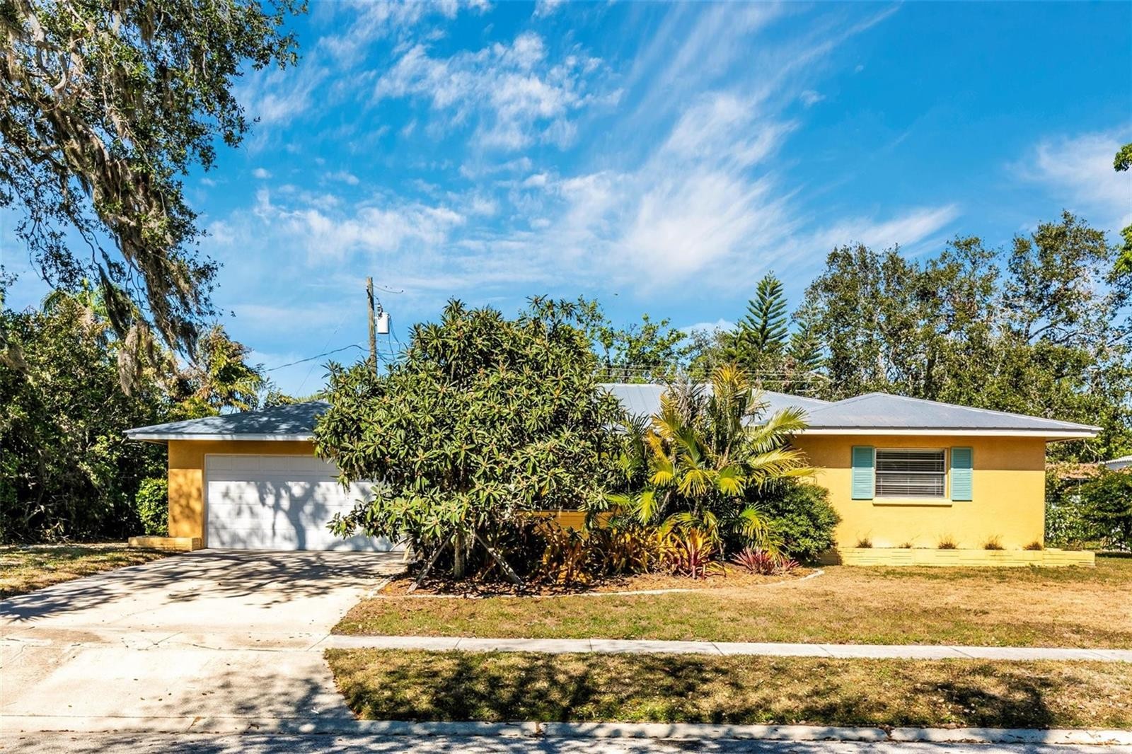 3039 CHASE CIR
