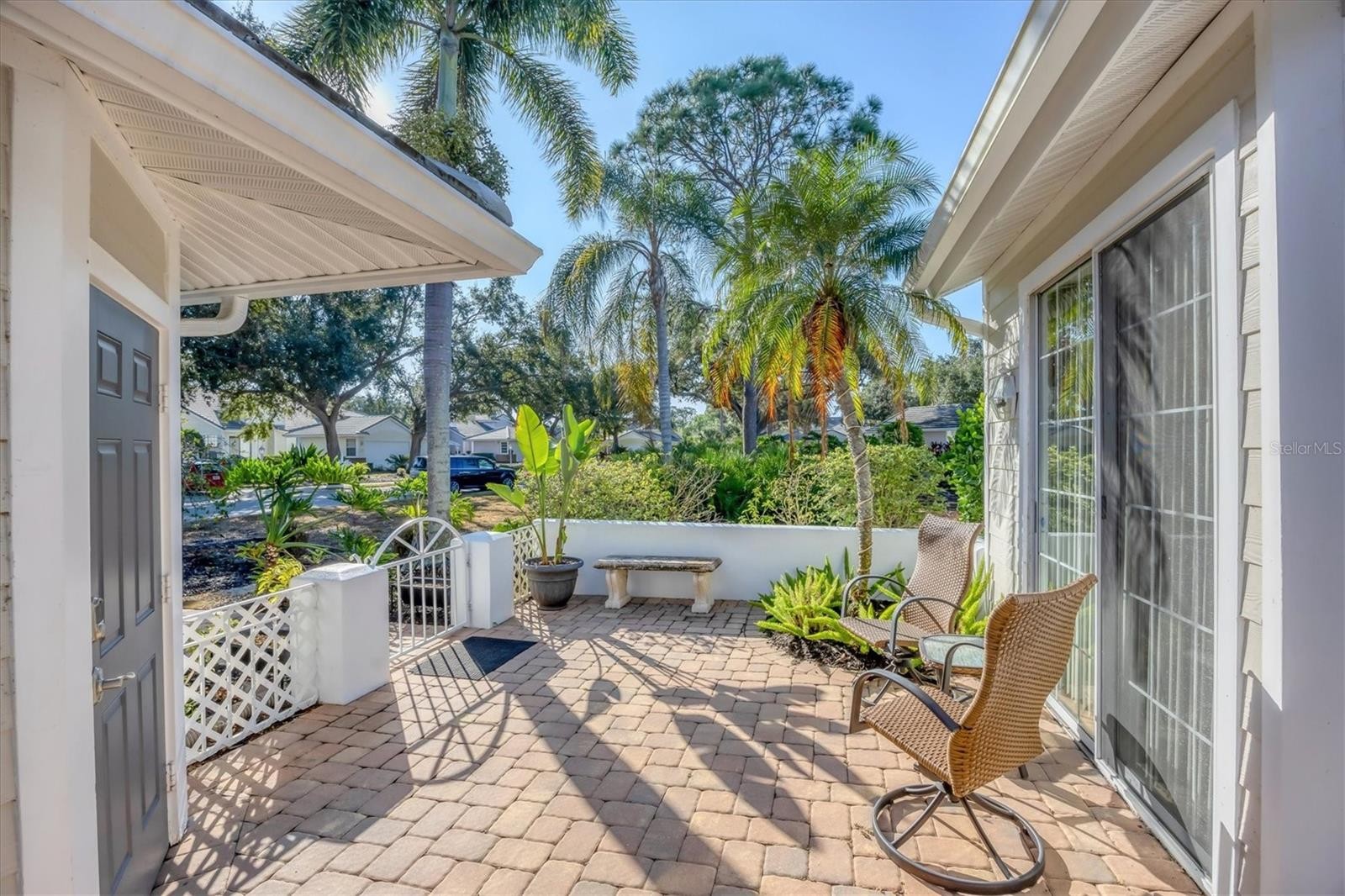 7714 WHITEBRIDGE GLN