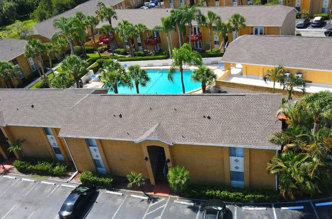 1841 PARAKEET WAY #1101