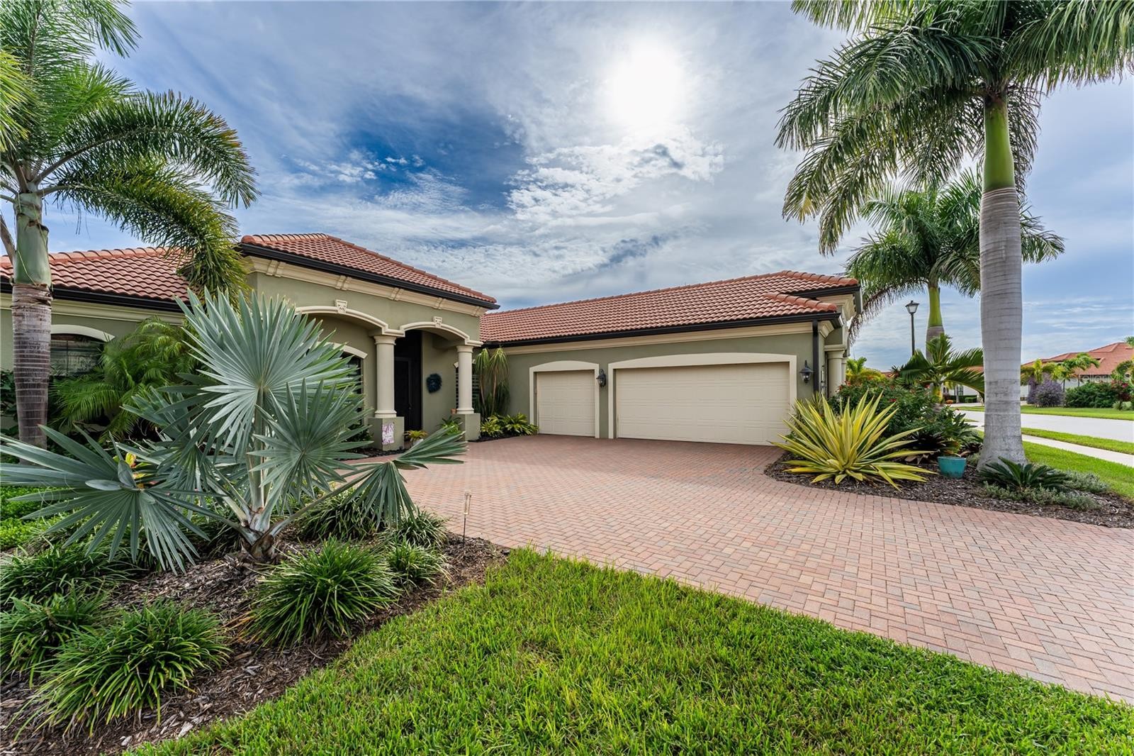 10733 TARFLOWER DR