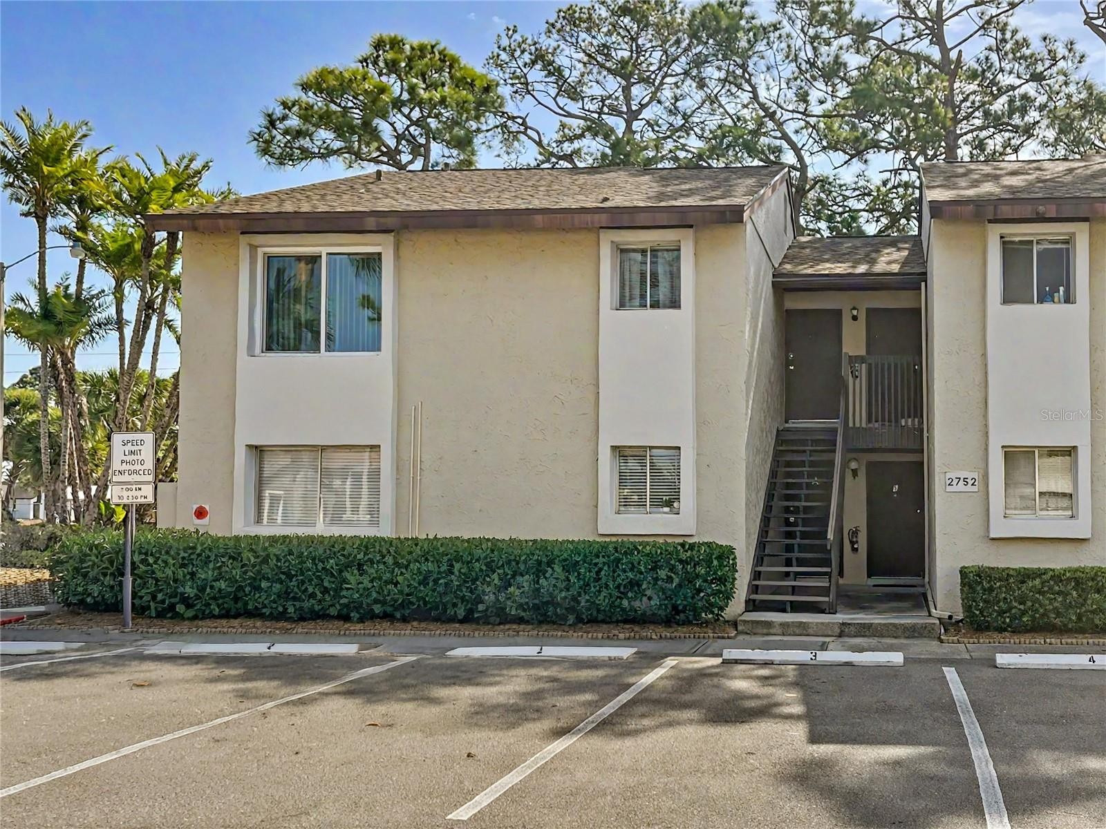2752 HIDDEN LAKE BLVD #2752
