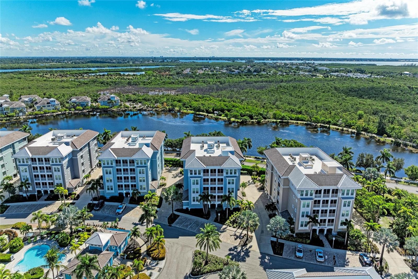 391 ARUBA CIR #401