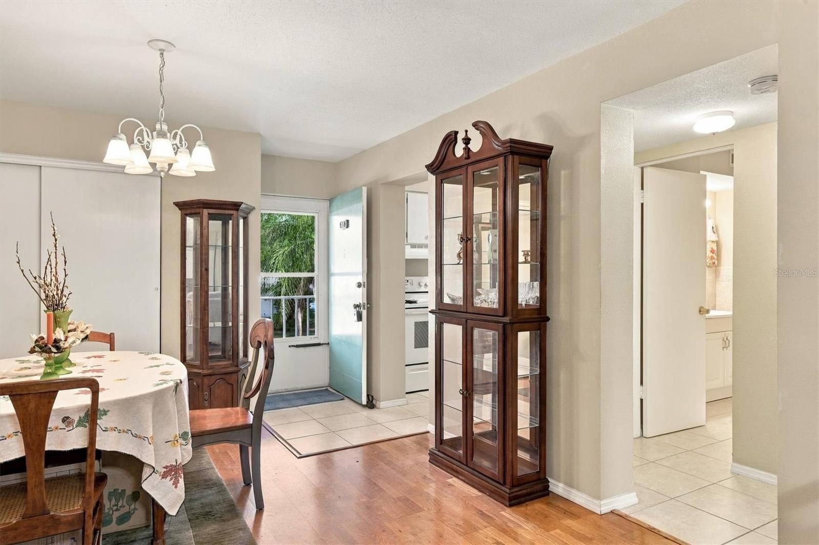 3950 ROXANE BLVD #3B