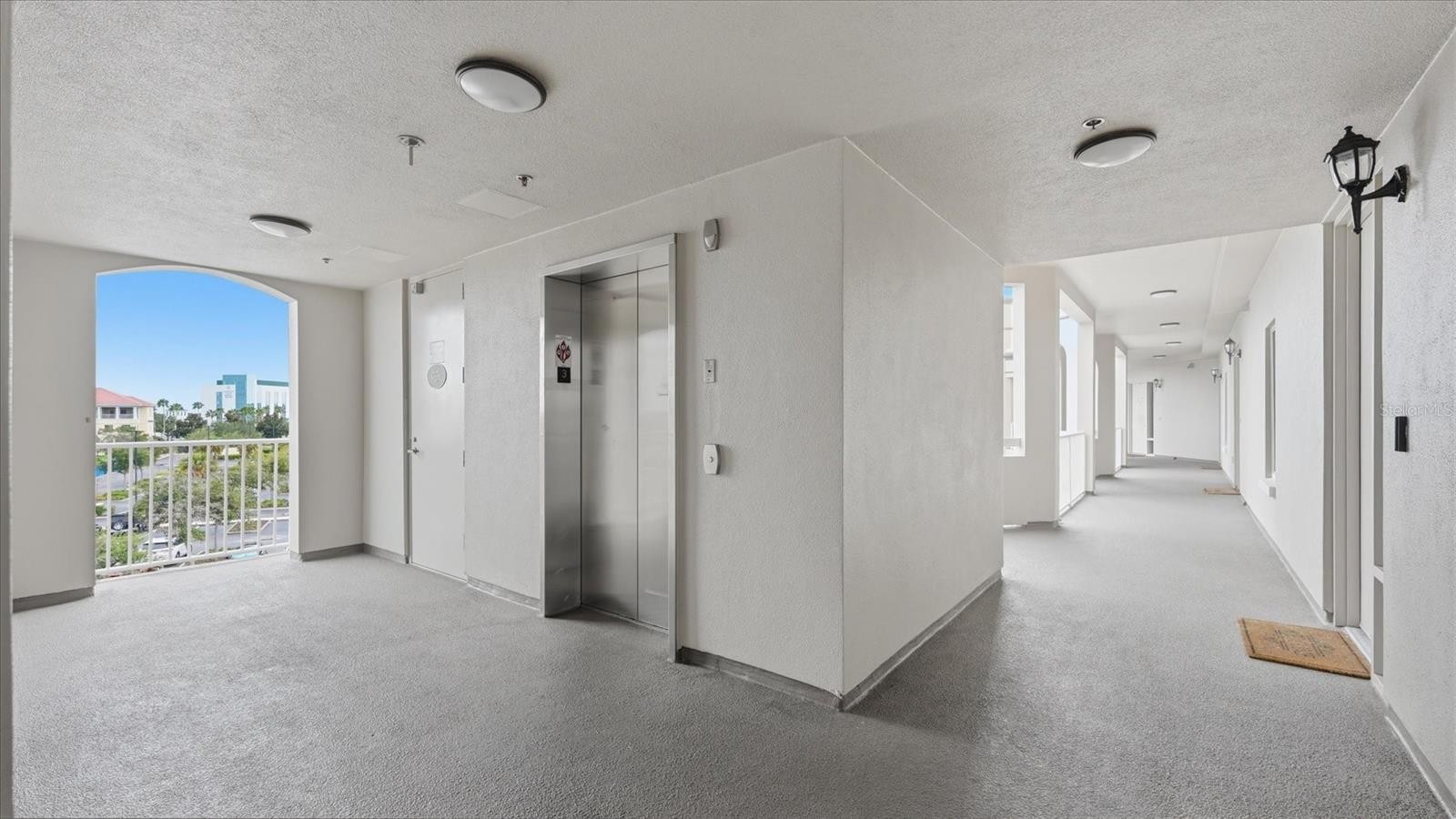 8111 LAKEWOOD MAIN ST #306