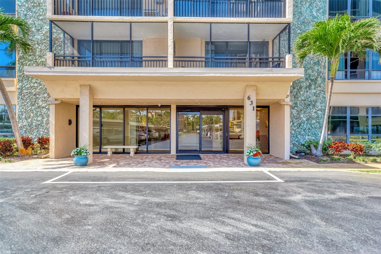 631 ALHAMBRA RD #1004