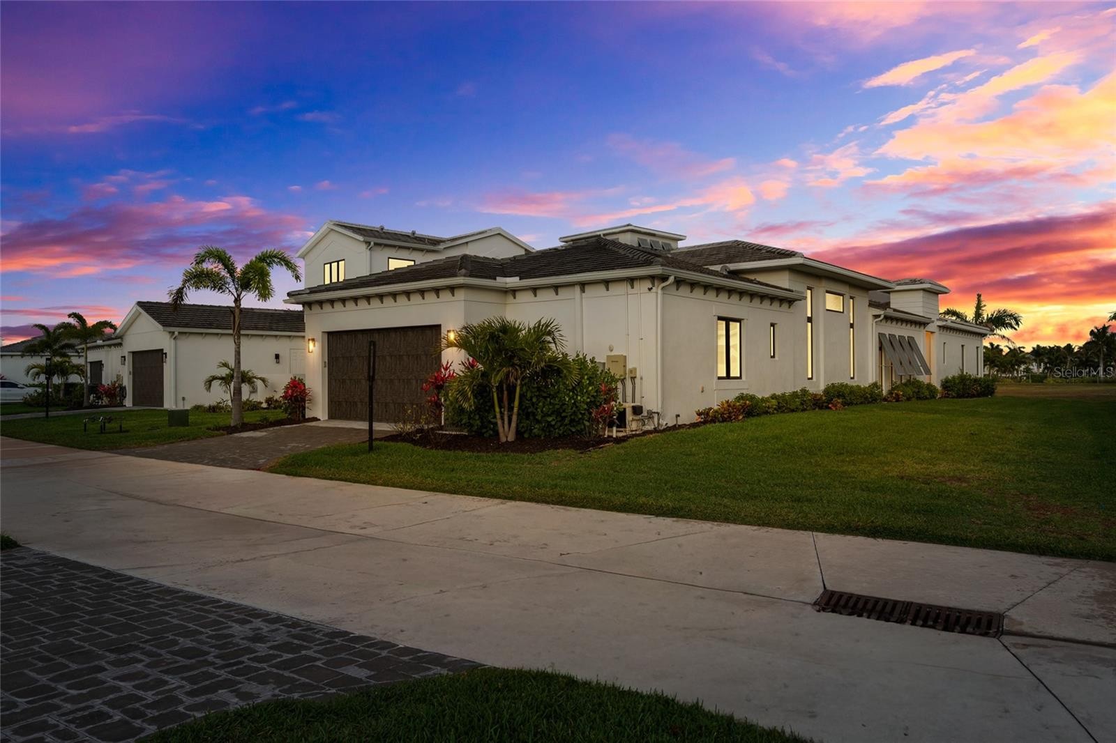 5932 RED MANGROVE LN