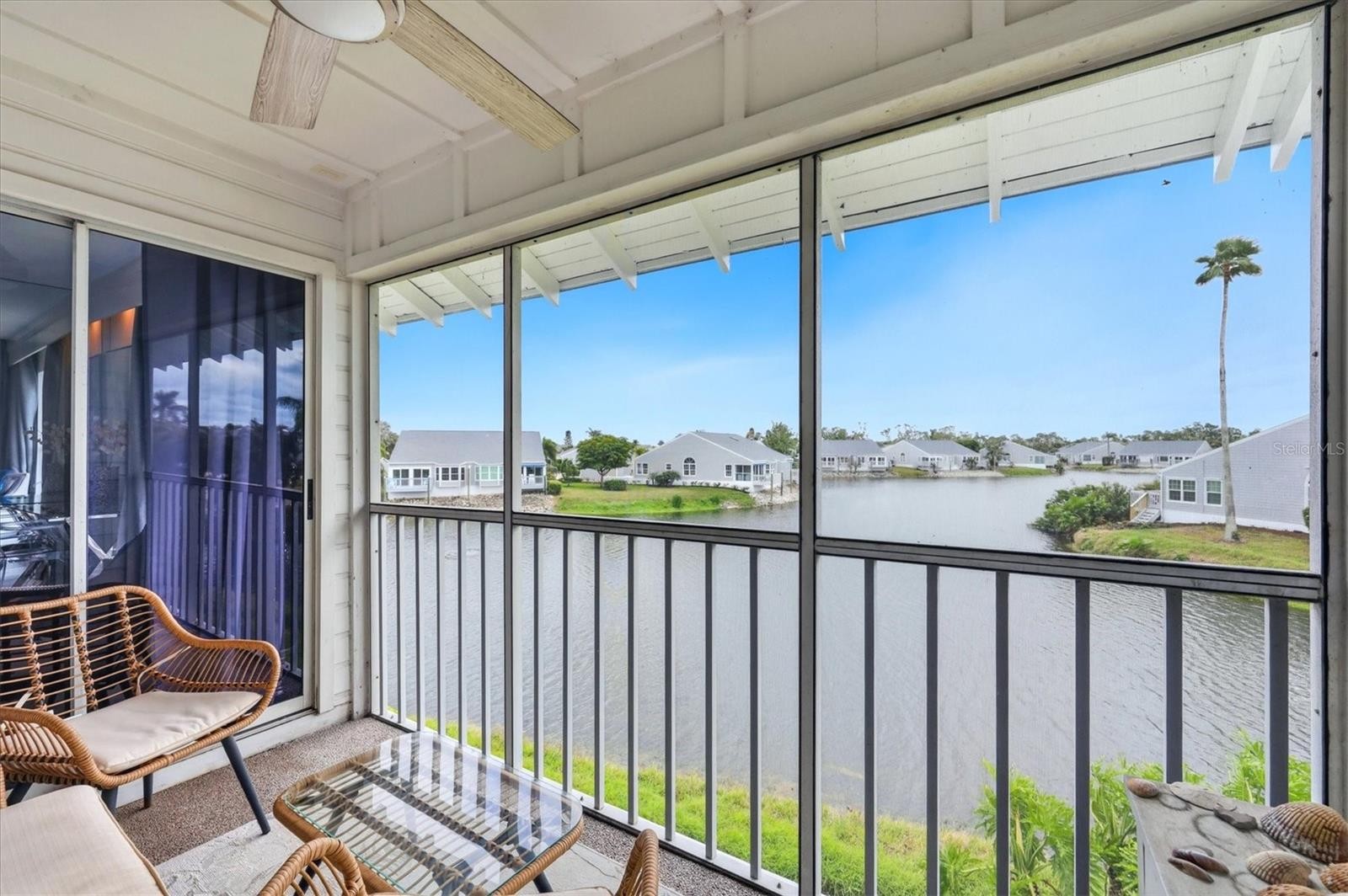 972 SANDPIPER CIR #972