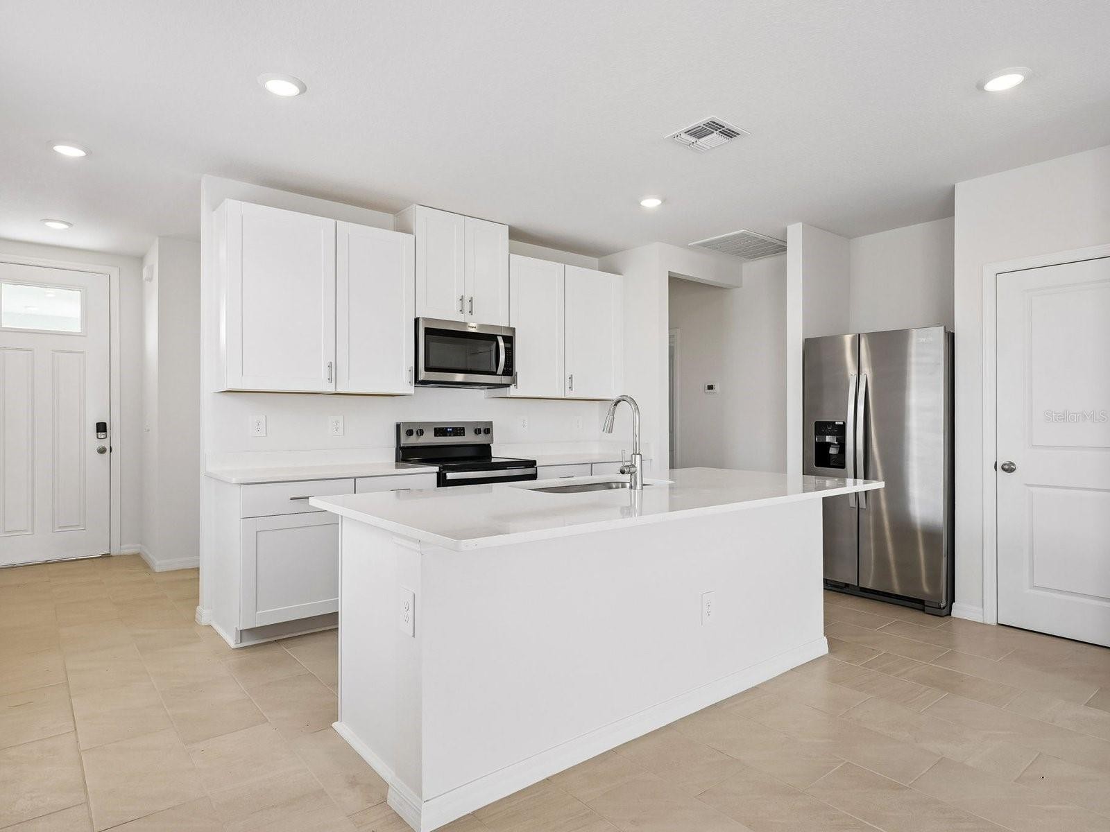 11353 BELLEWOOD TER