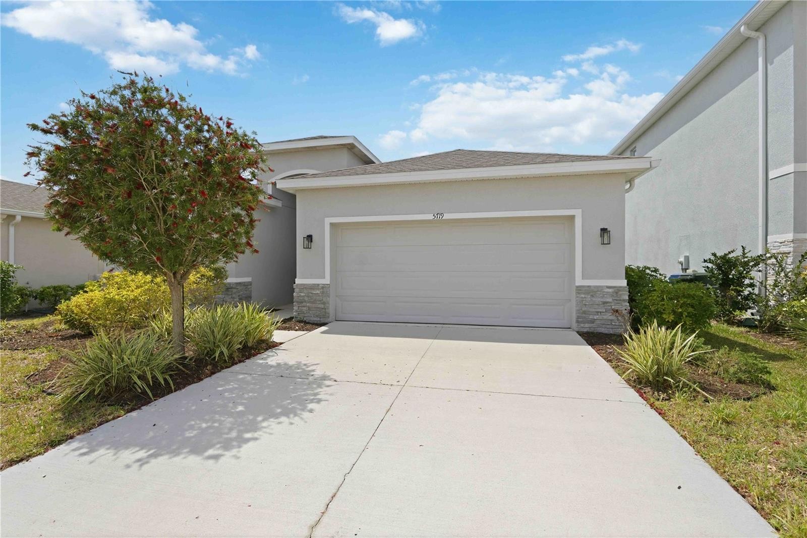 5719 WOODLAND SAGE DR
