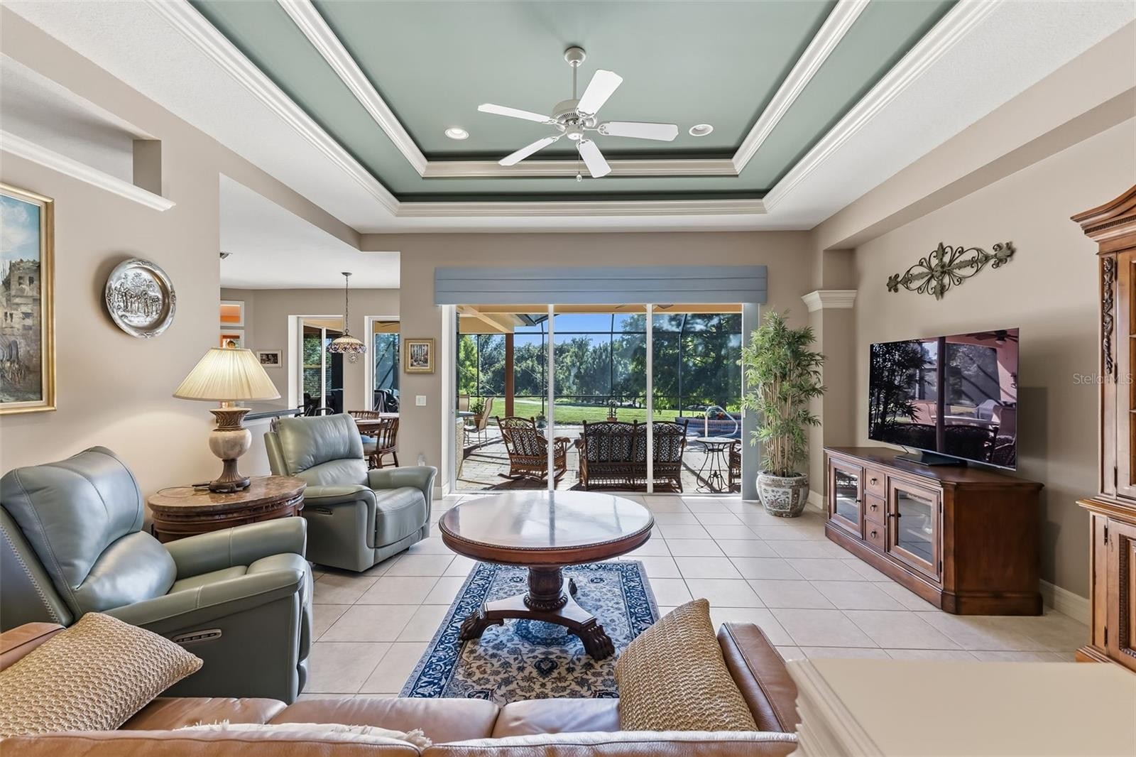 6643 COOPERS HAWK CT