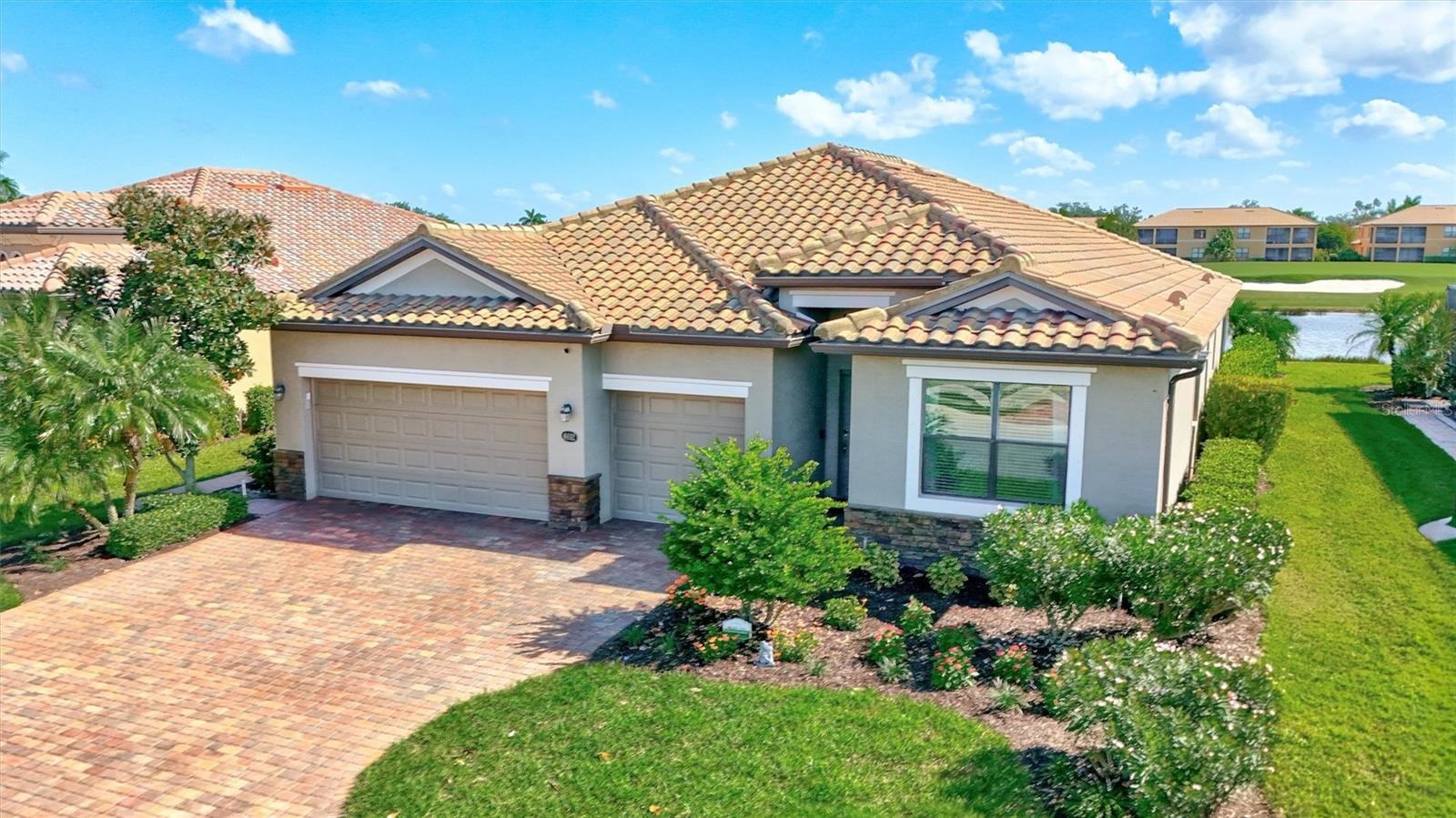 6832 WILD LAKE TER
