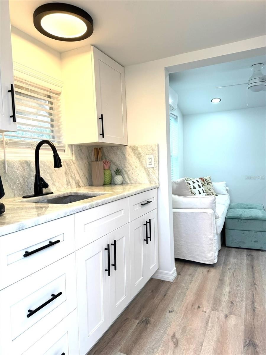 640 BROADWAY ST #Cottage
