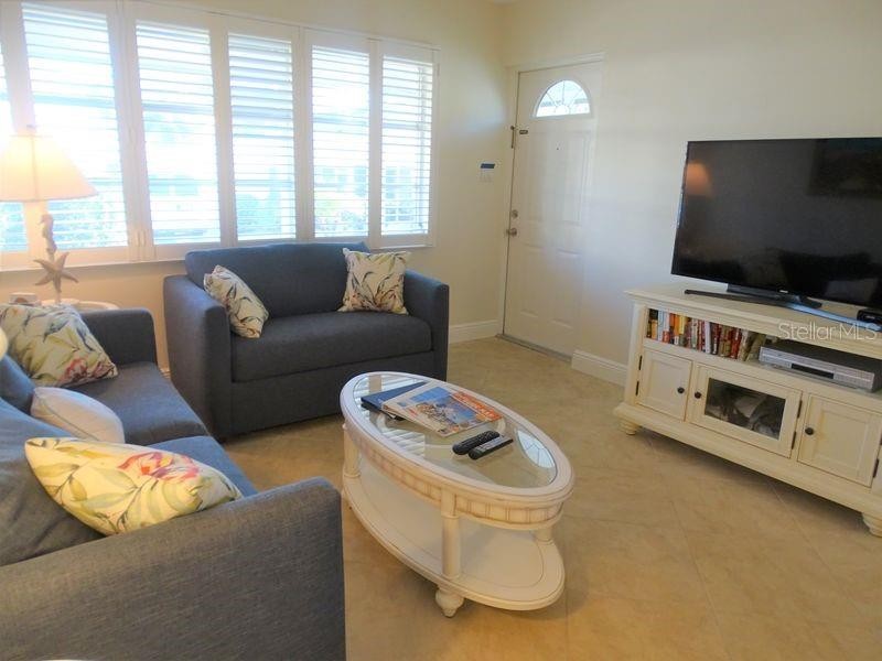 6020 MIDNIGHT PASS RD #3