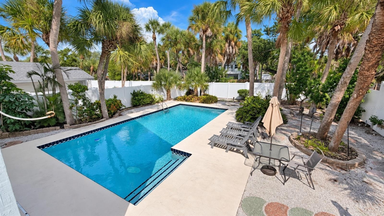 5157 SANDY BEACH AVE