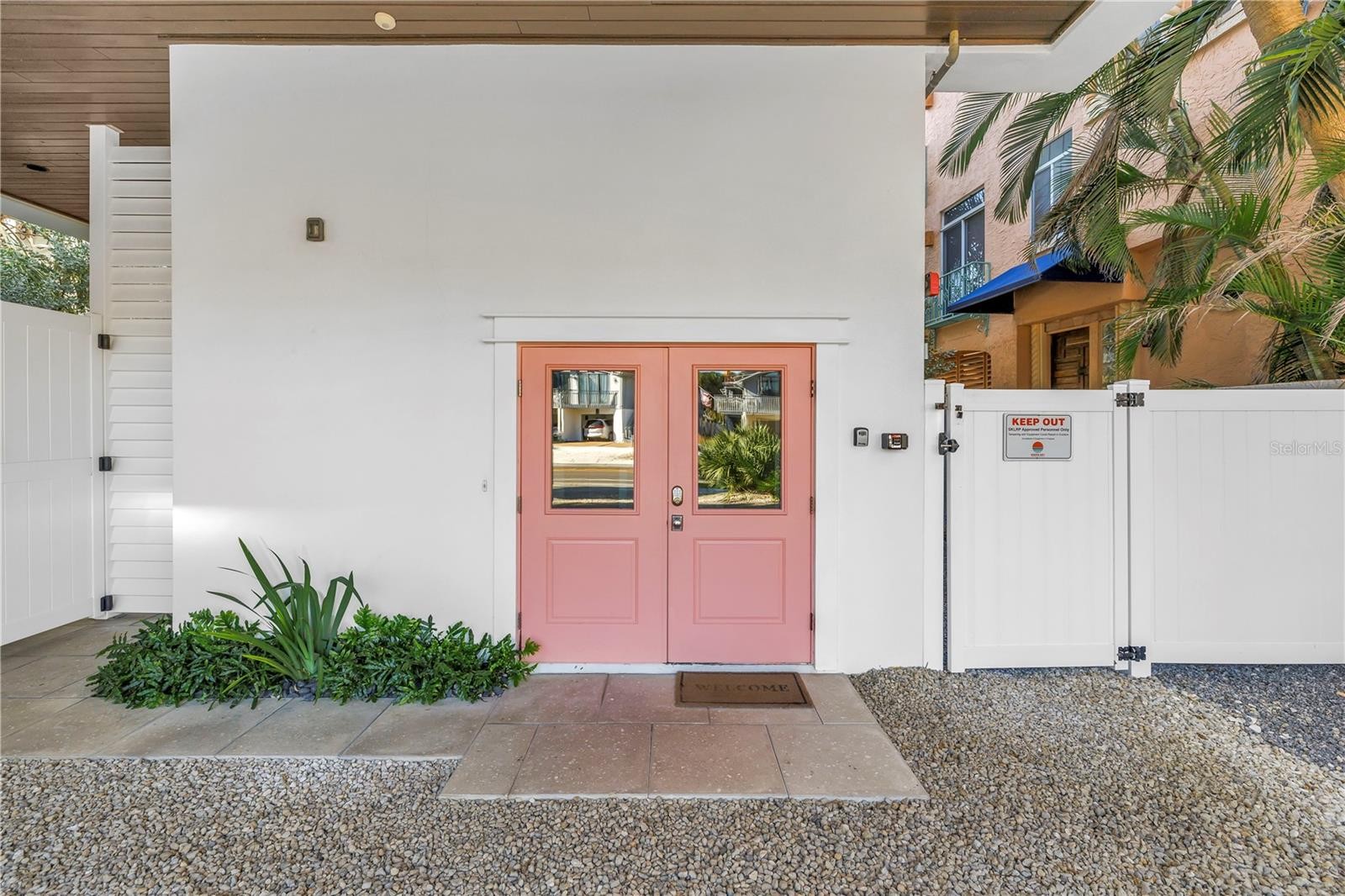 316 BEACH RD
