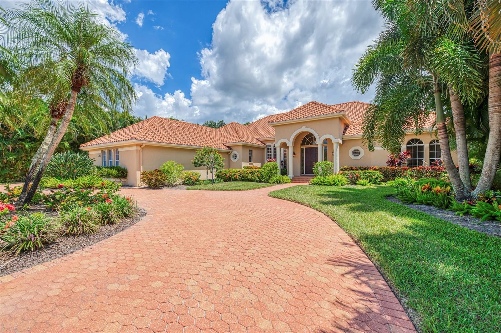 314 STONE BRIAR CREEK DR