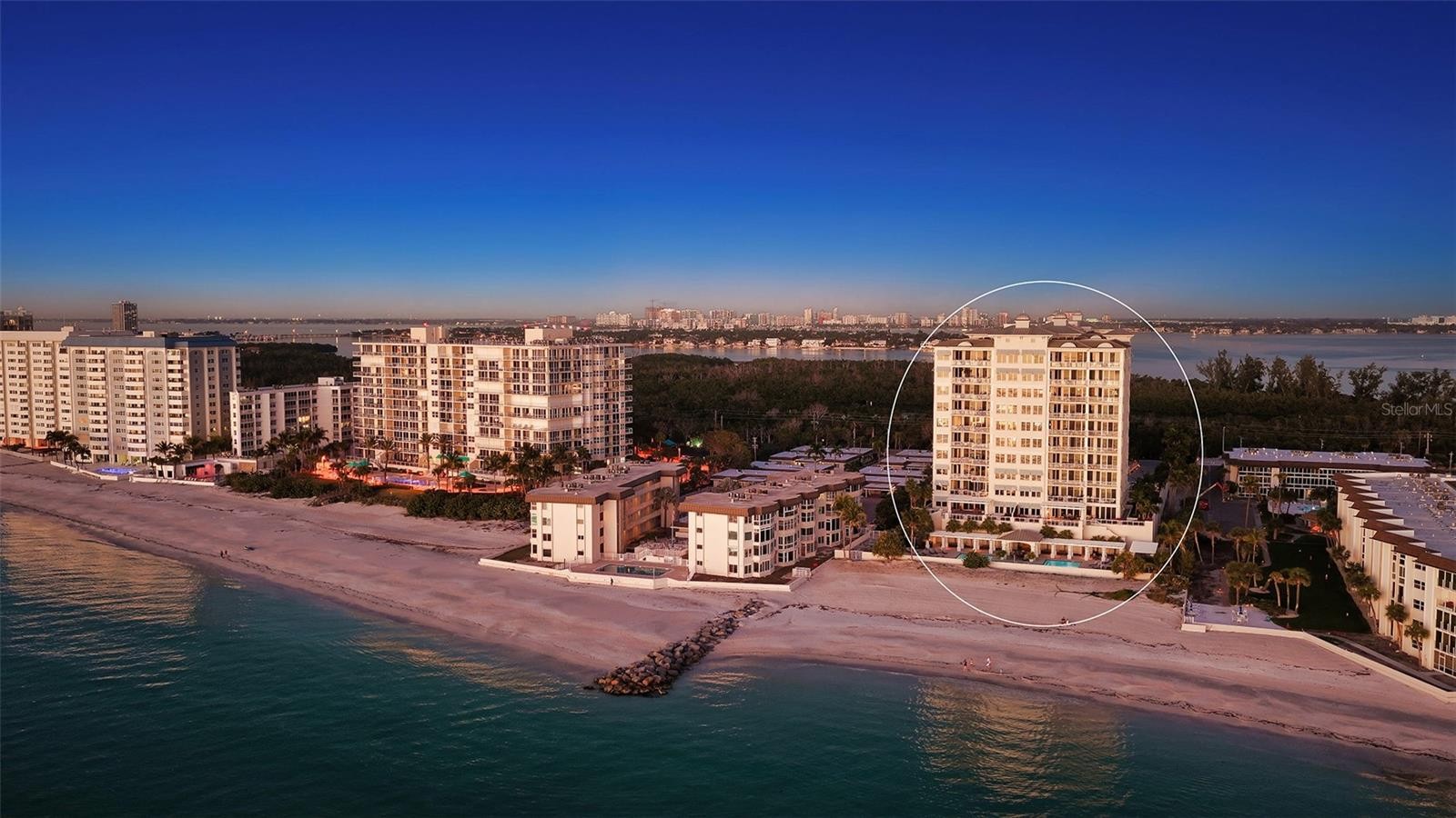 2052 BENJAMIN FRANKLIN DR #D702