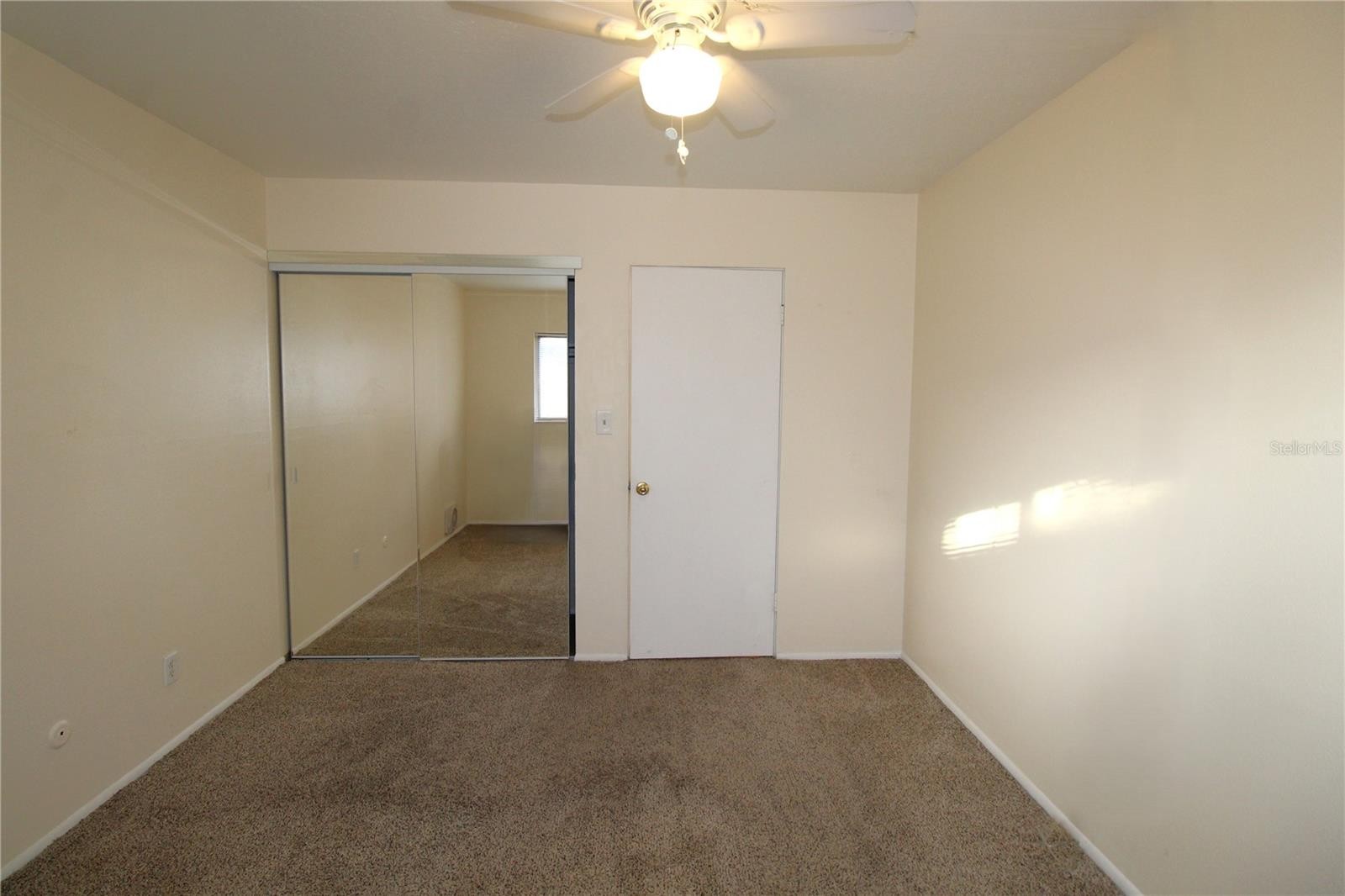 3001 BEE RIDGE RD #117