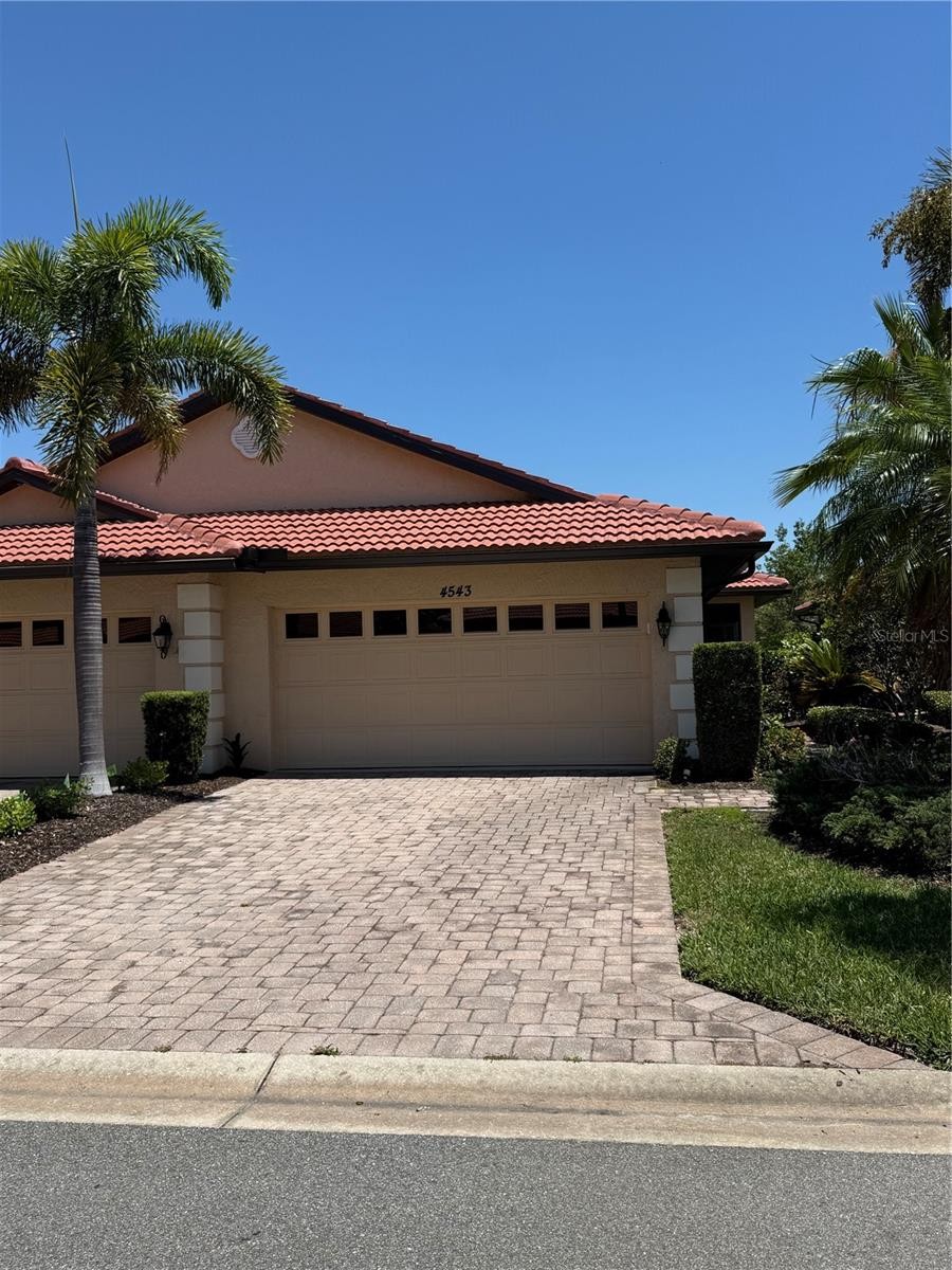 4543 CANCELLO GRANDE AVE