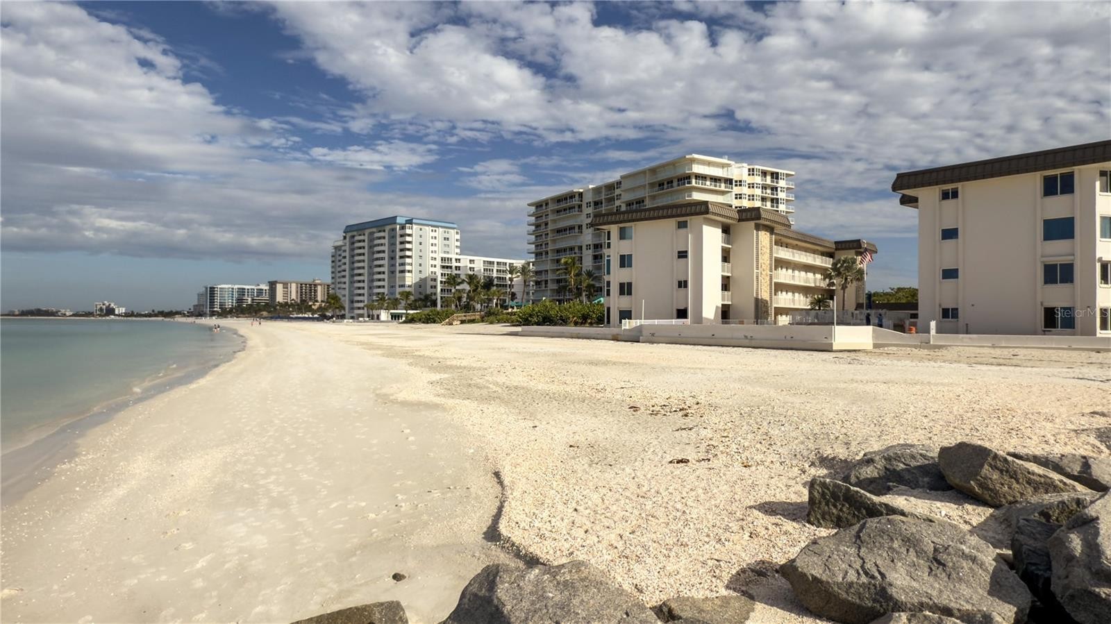 1900 BENJAMIN FRANKLIN DR #201BER