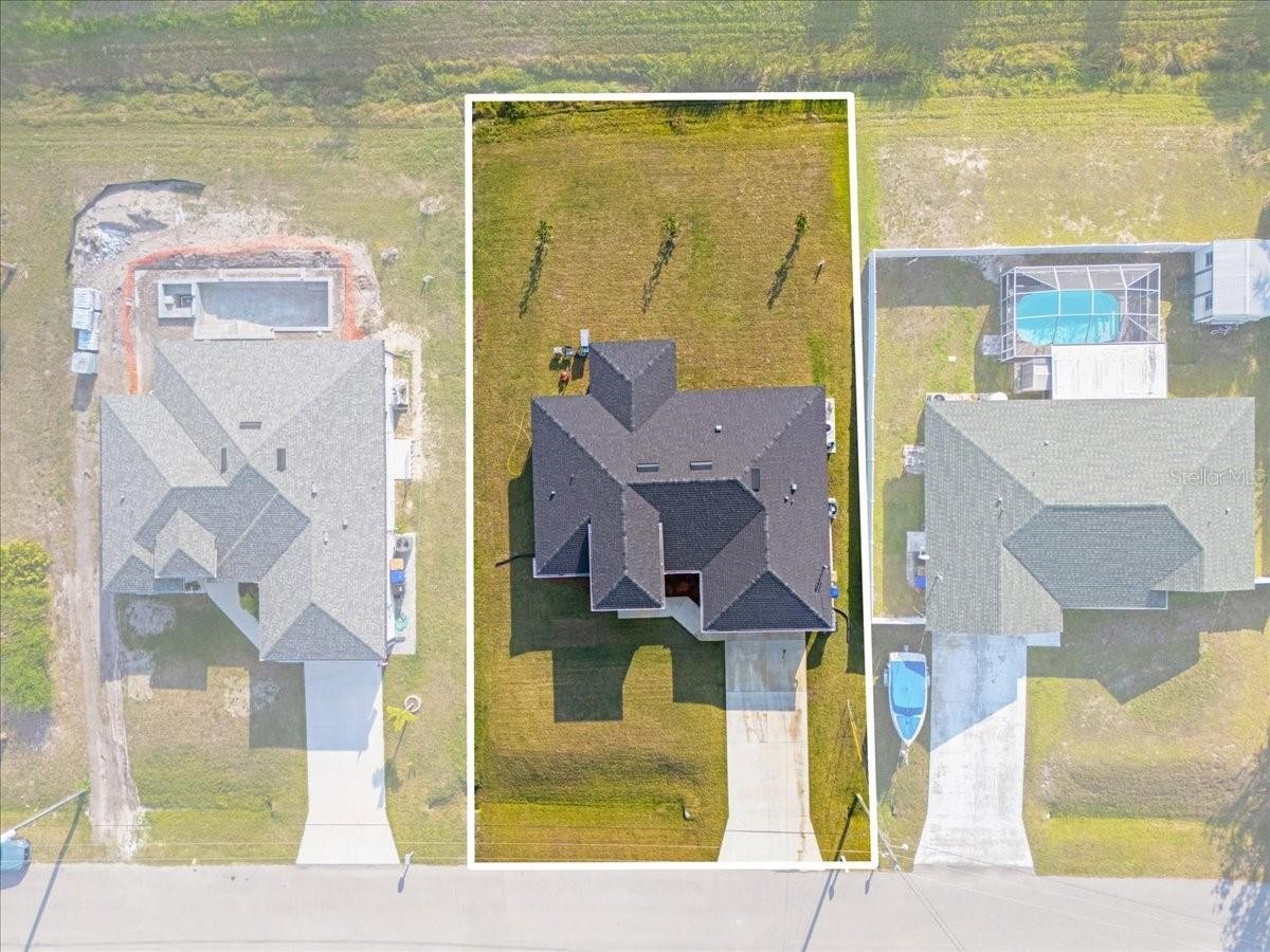 2405 VANCOUVER LN