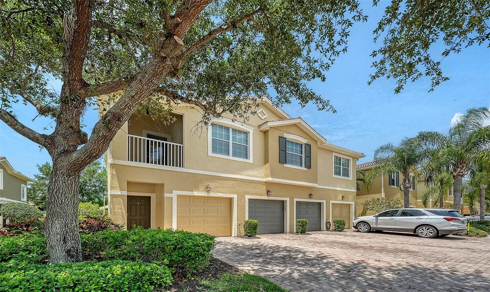 7843 MOONSTONE DR #24-202