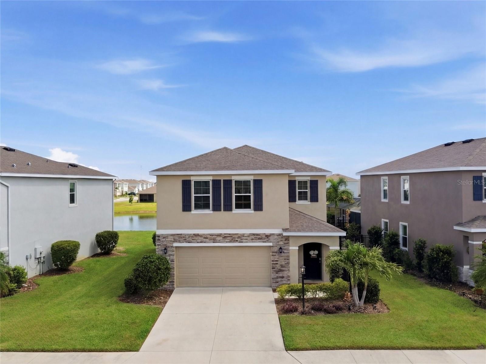 3262 HILLTOP CIR