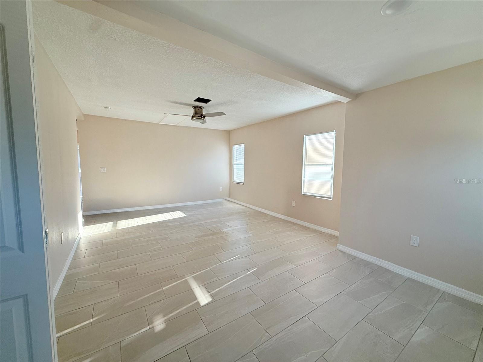 1015 23RD AVE W
