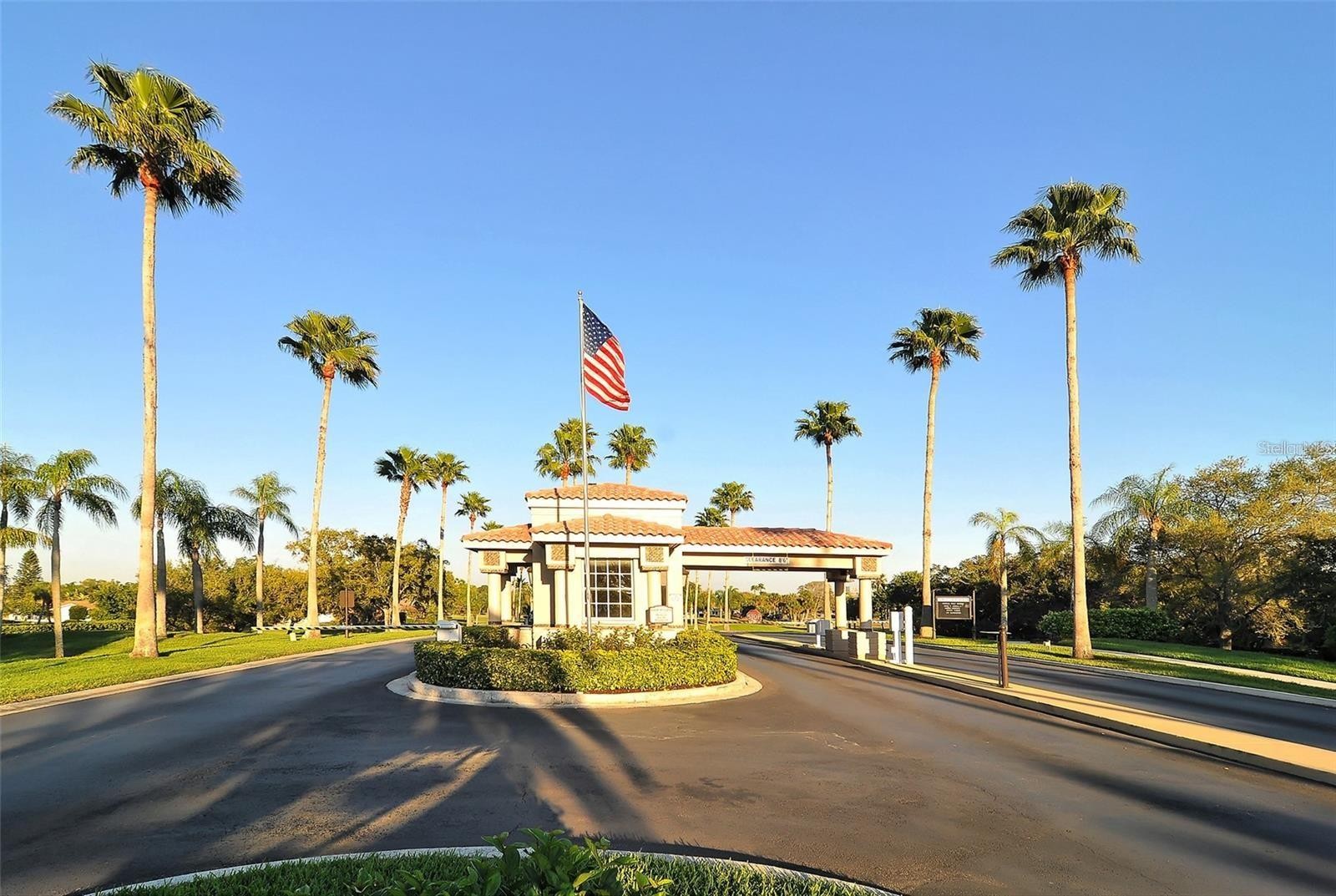 3705 TORREY PINES BLVD