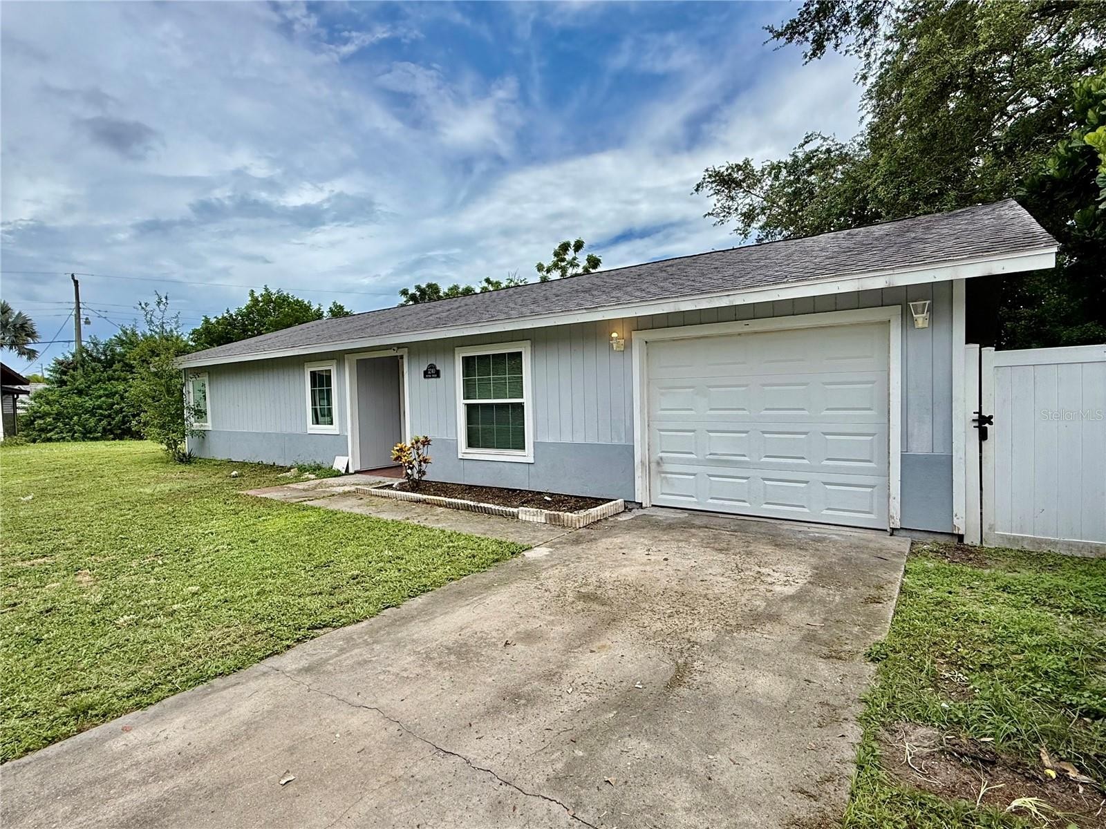 3240 PATTON ST