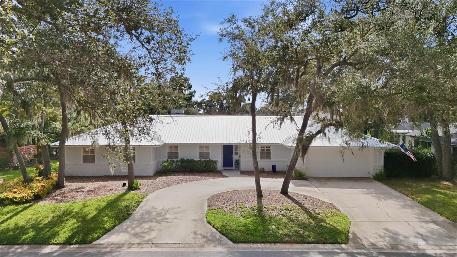5505 BENEVA WOODS CIR