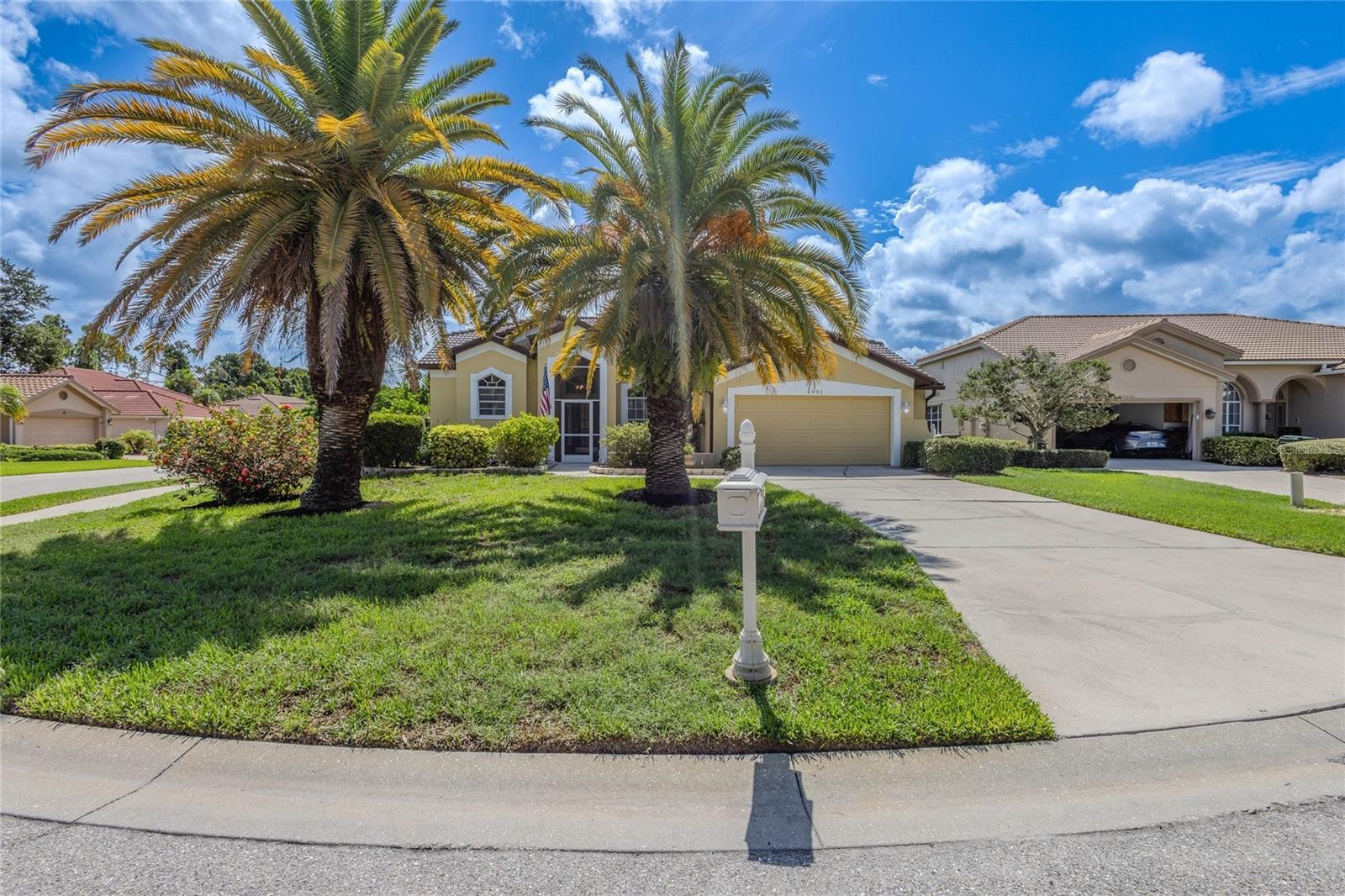 4092 HEARTHSTONE DR
