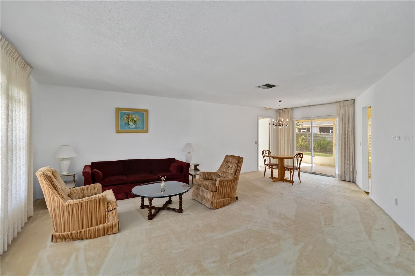 2271 PINE VIEW CIR