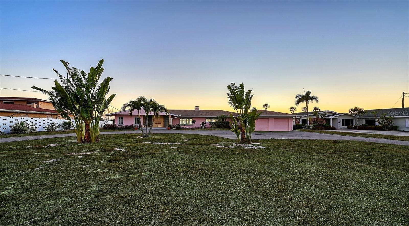 7322 WESTMORELAND DR