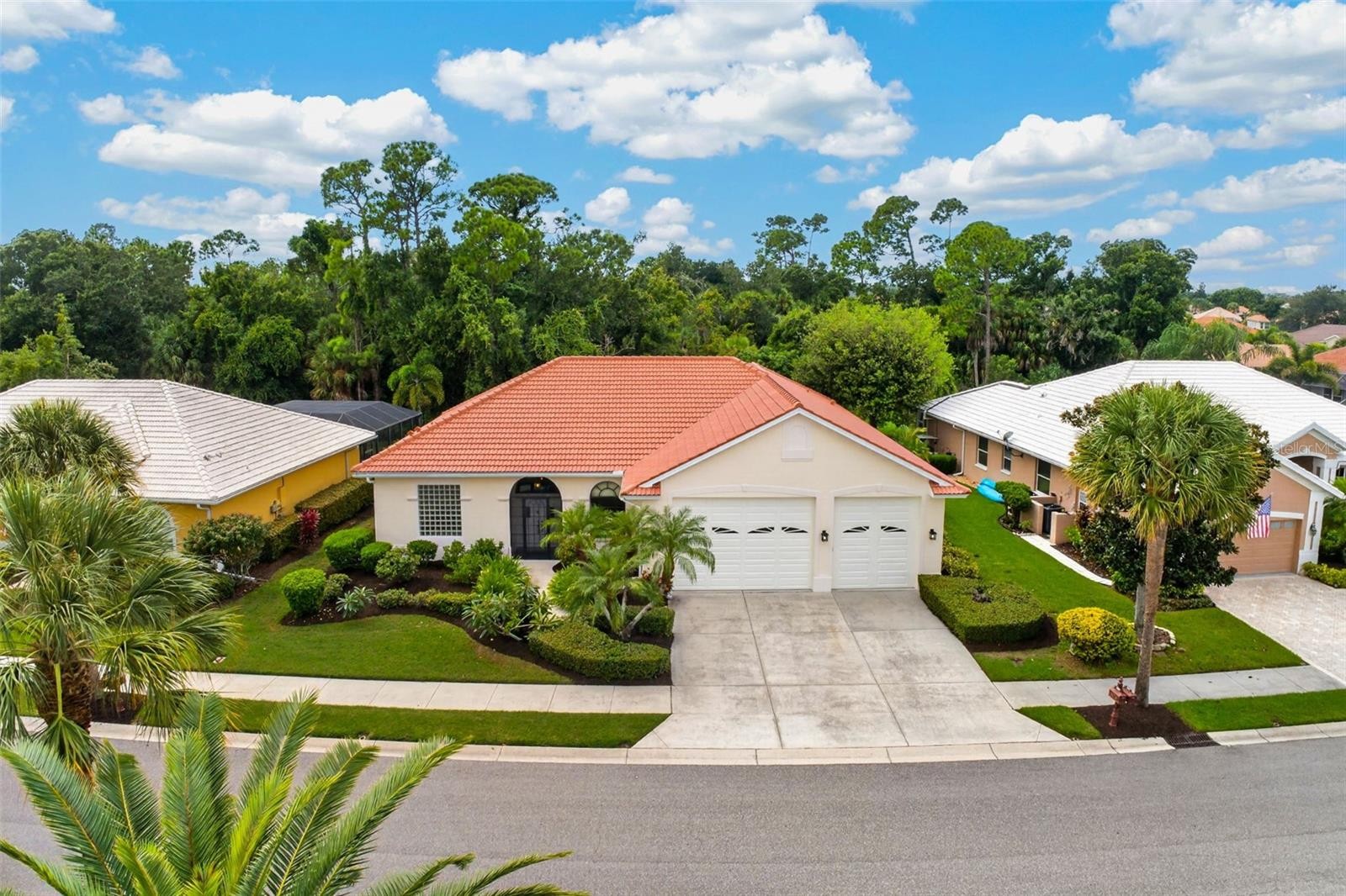 679 SAWGRASS BRIDGE RD