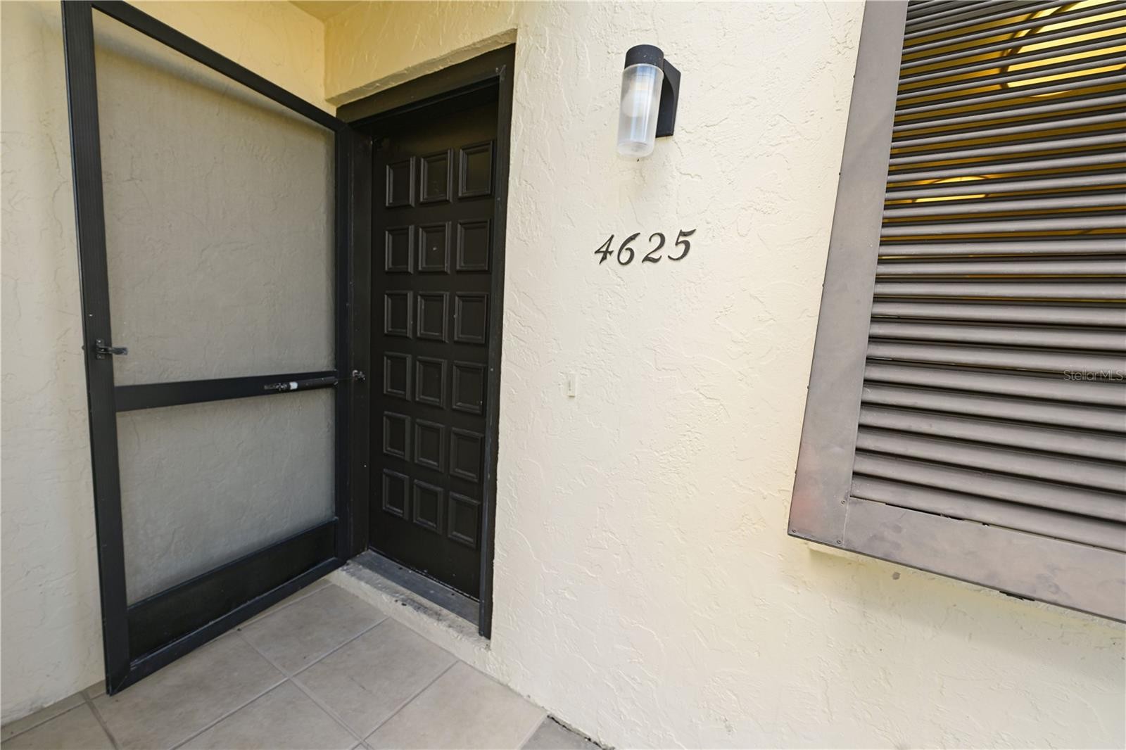 4625 LONGWATER CHASE #113