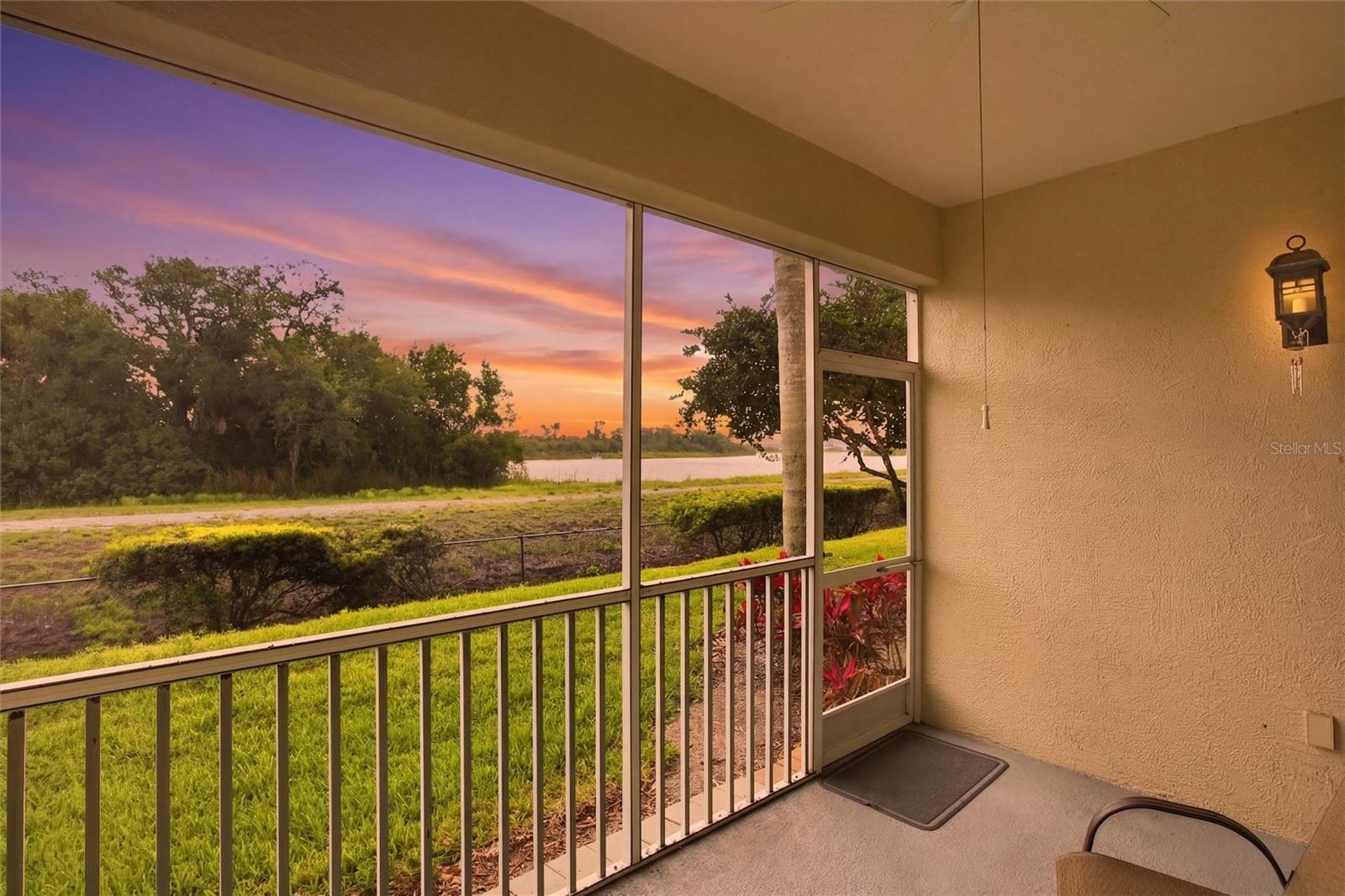 5655 KEY LARGO CT #5655