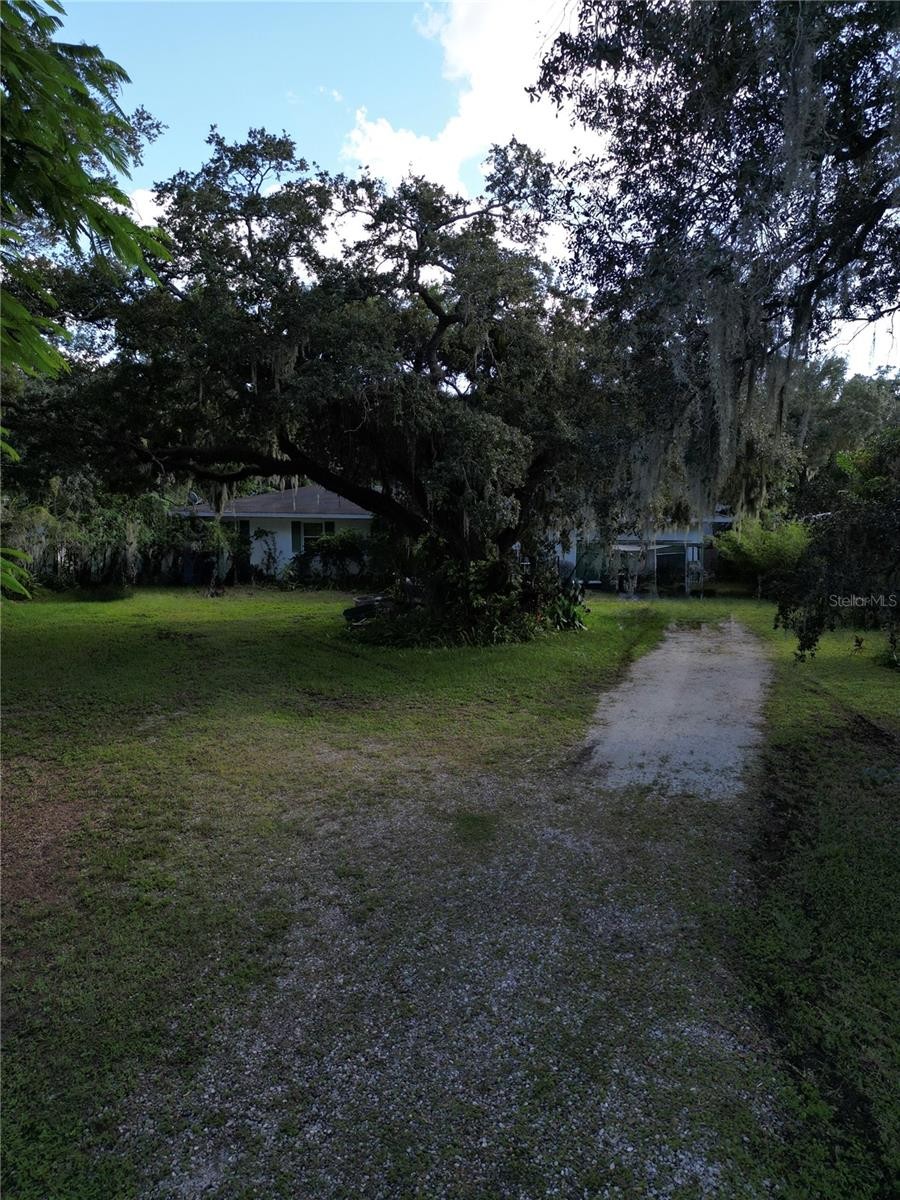 4050 FRUITVILLE RD